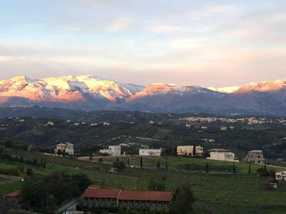 Mountain & Sea view country villa near Heraklion view 3