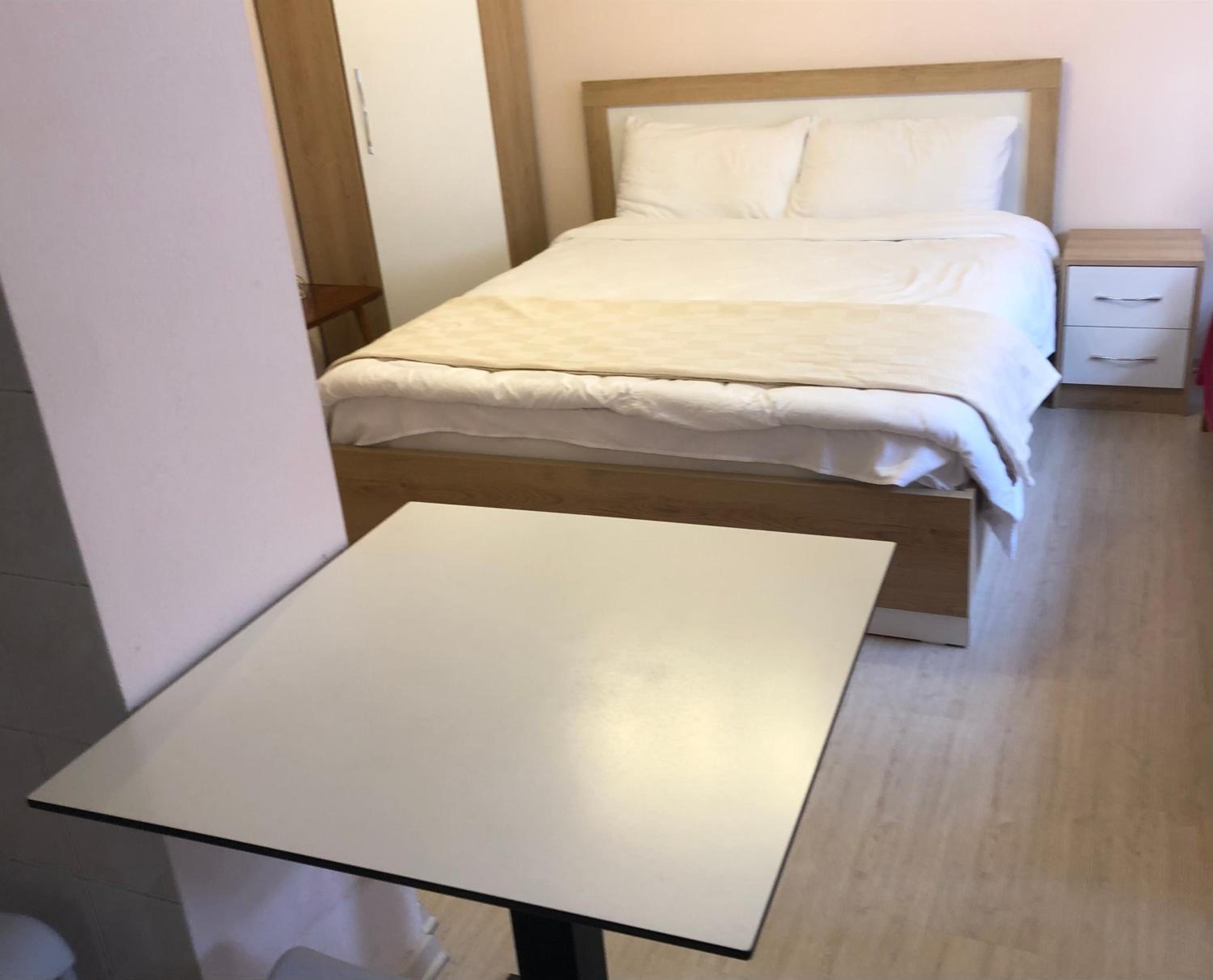 Itan’s apartment-Lovely guest apartment in center