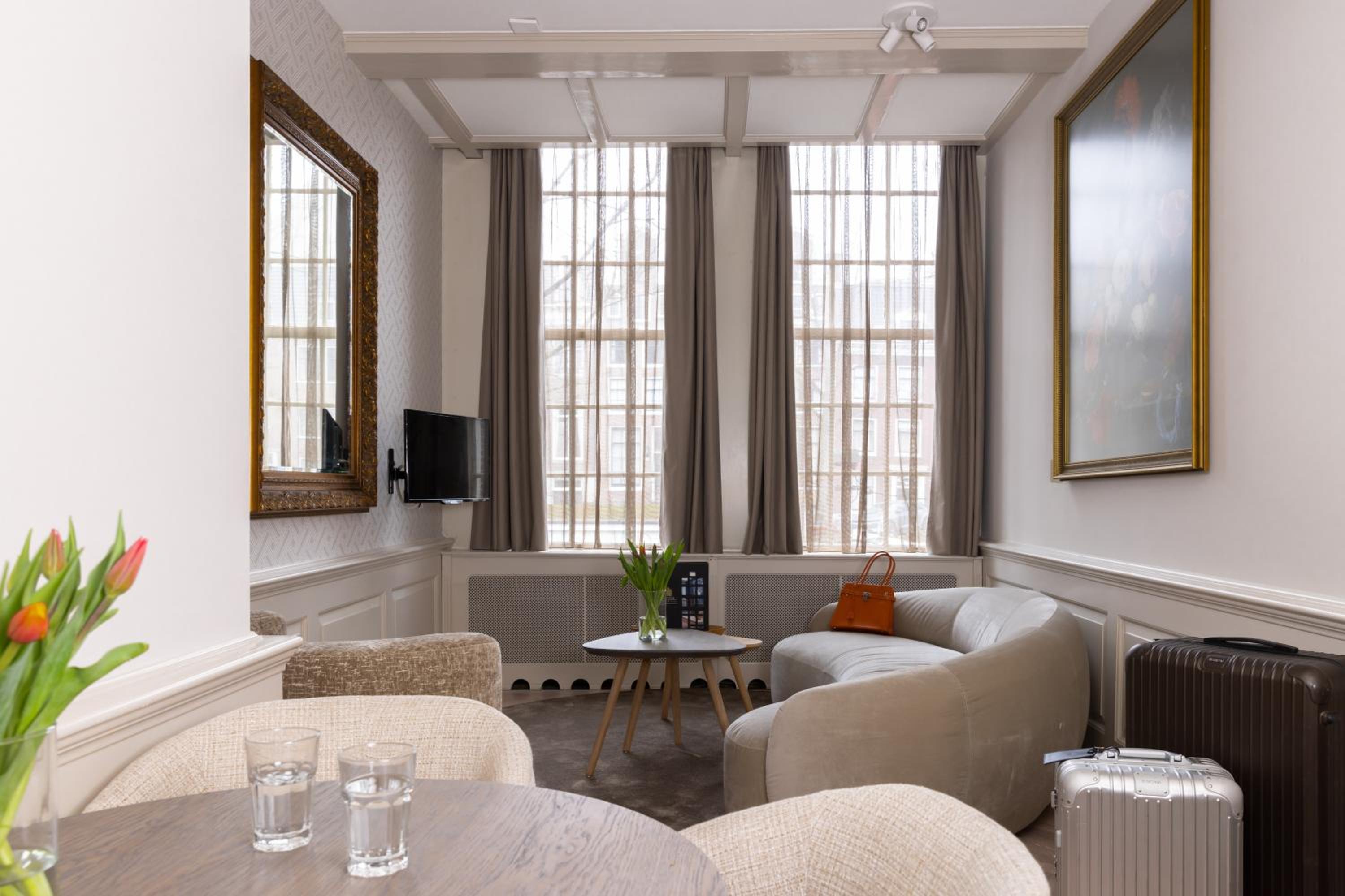Amsterdam Canal Suites