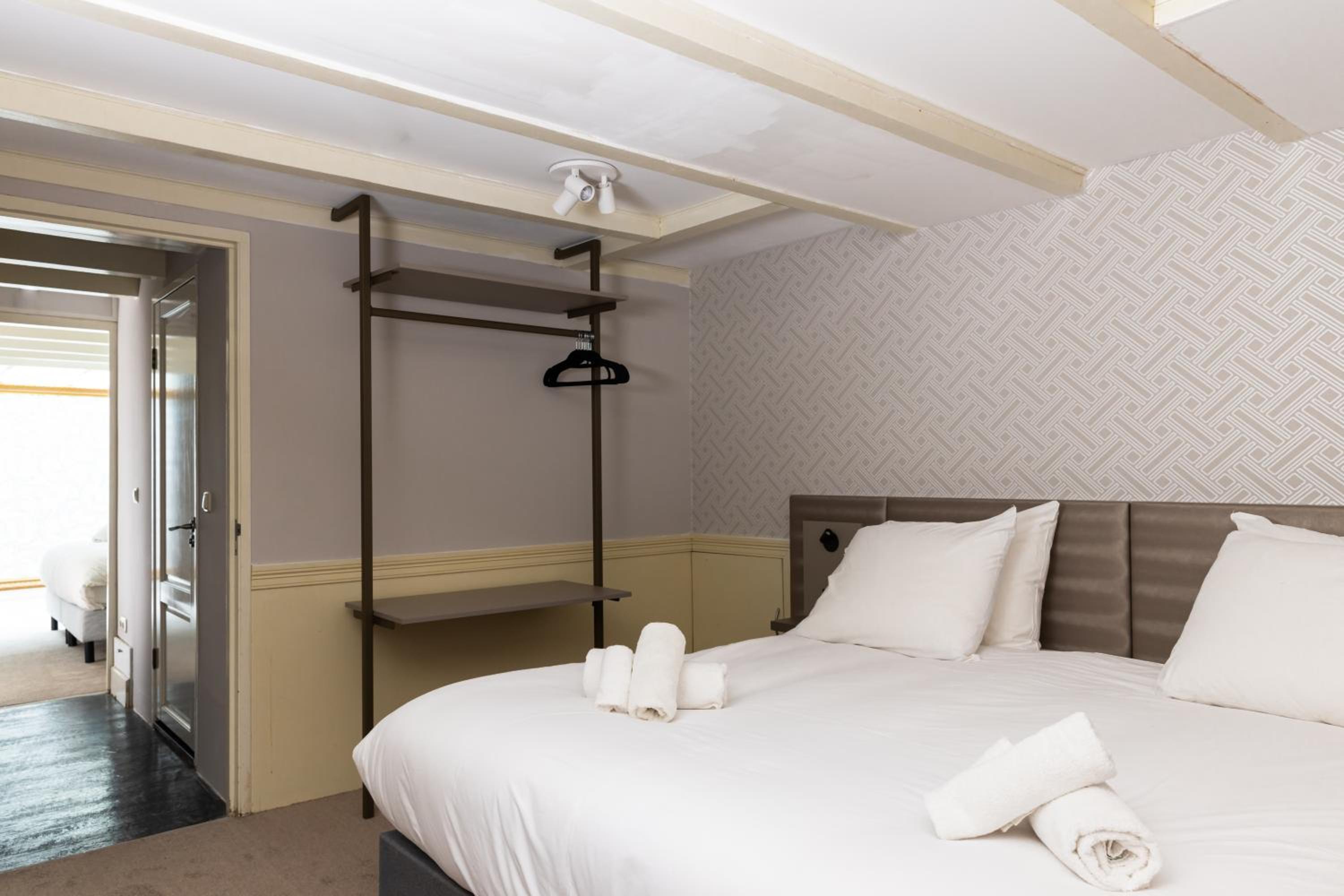 Amsterdam Canal Suites