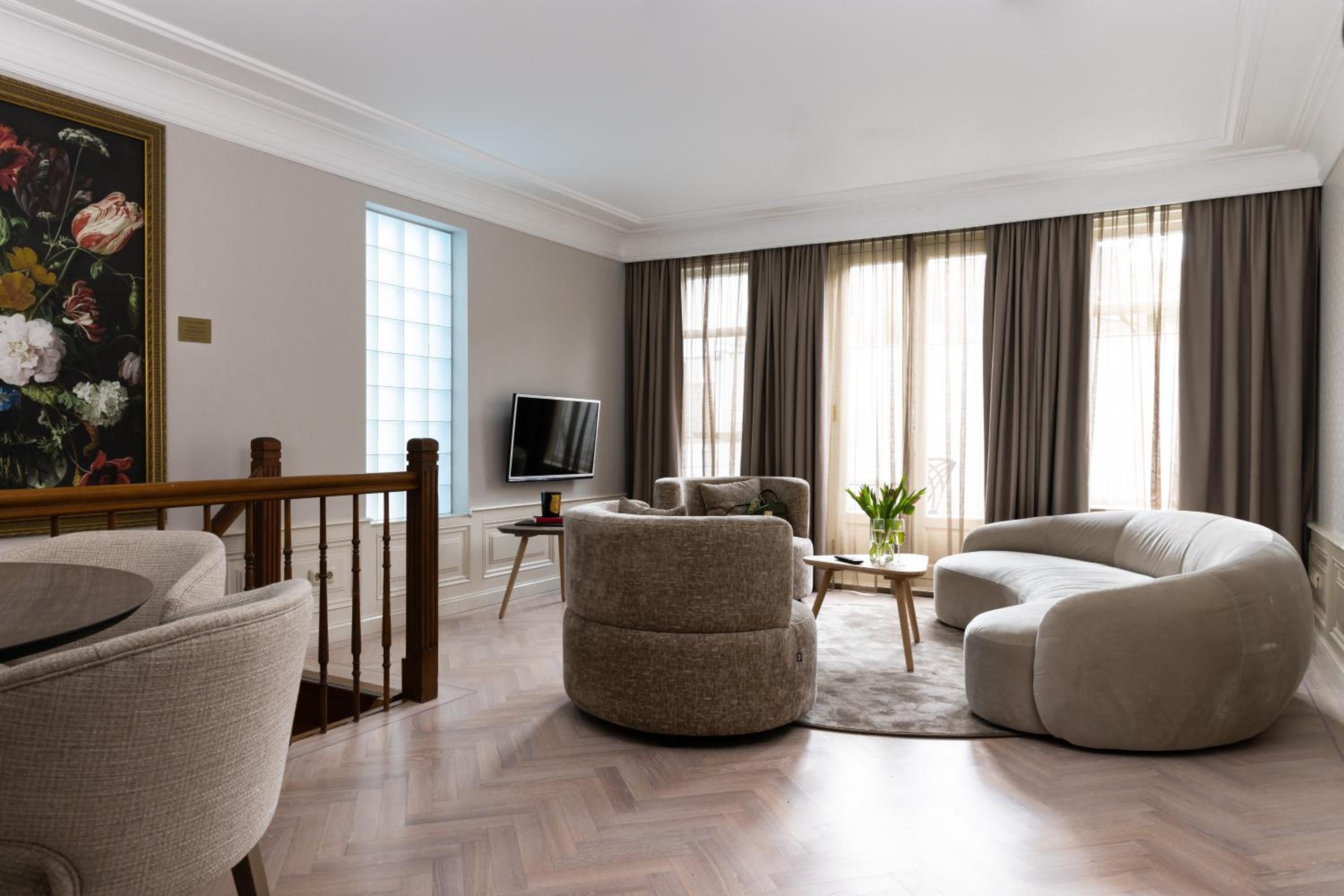 Amsterdam Canal Suites