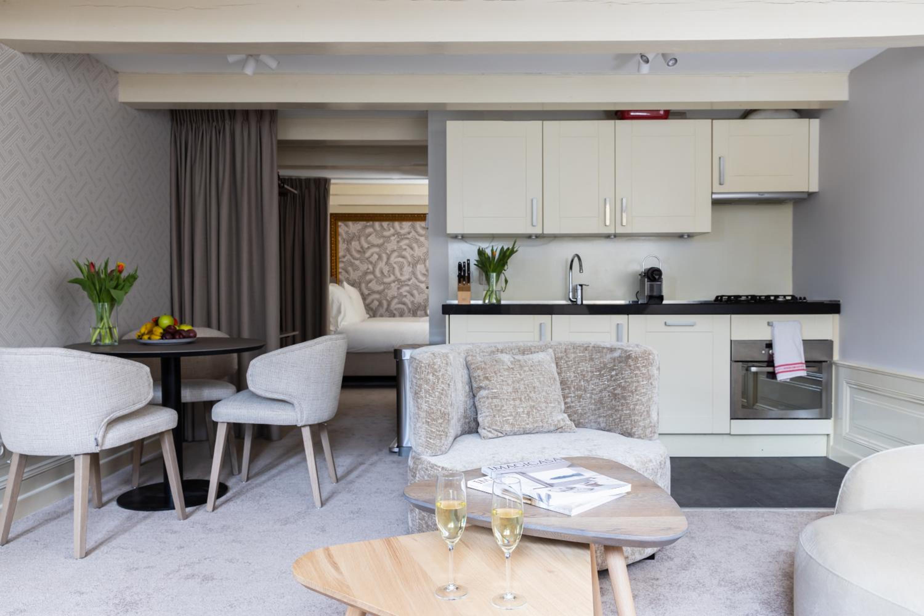 Amsterdam Canal Suites