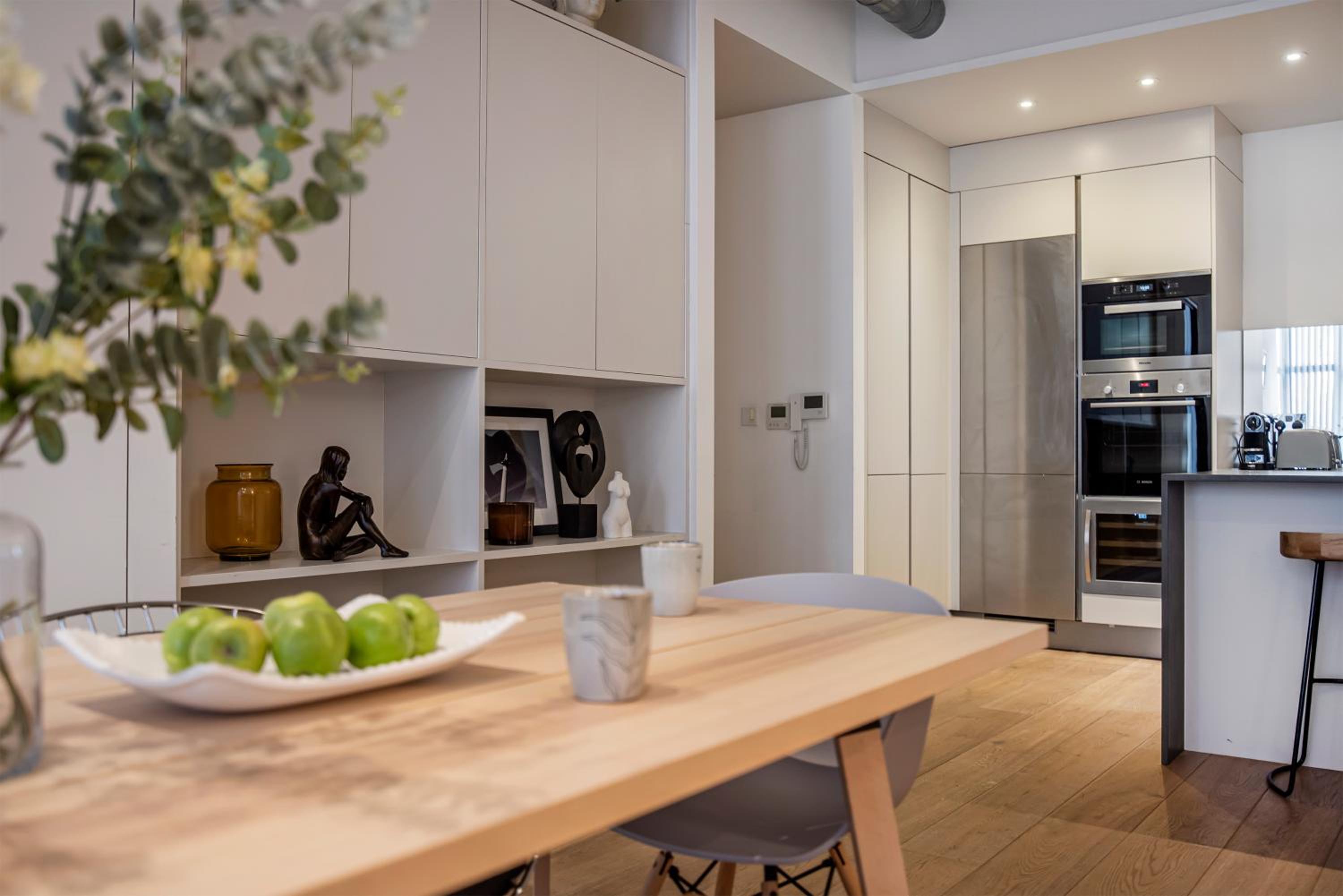 Oxford Street -West End-Great Location