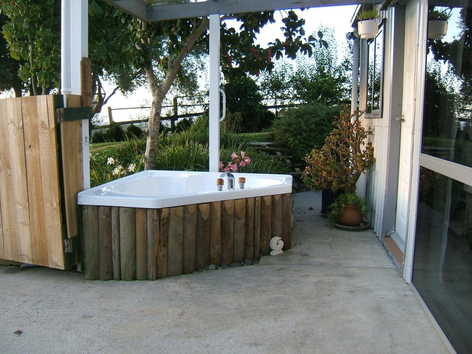 Photo 10