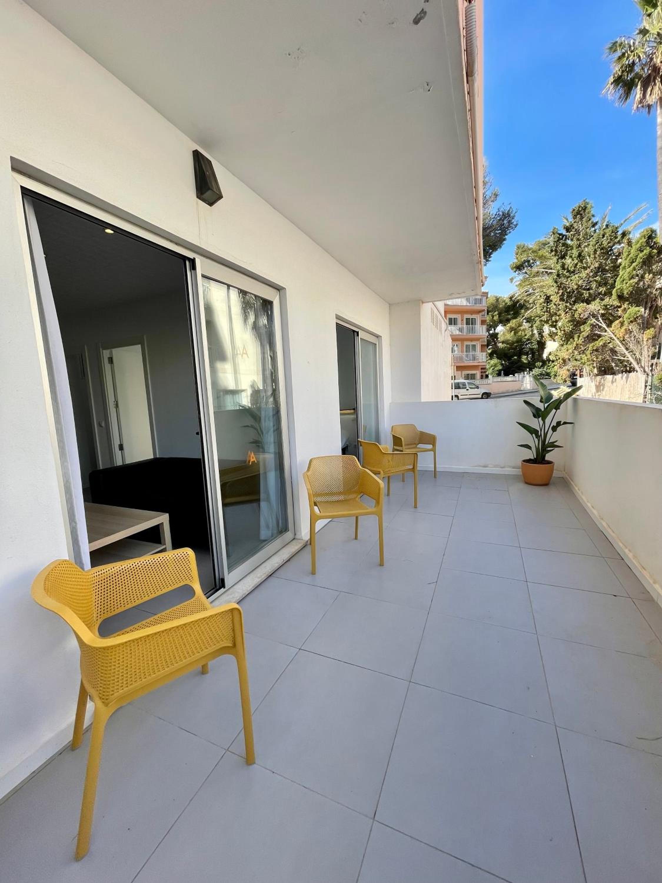 Apartaments La Perla Negra