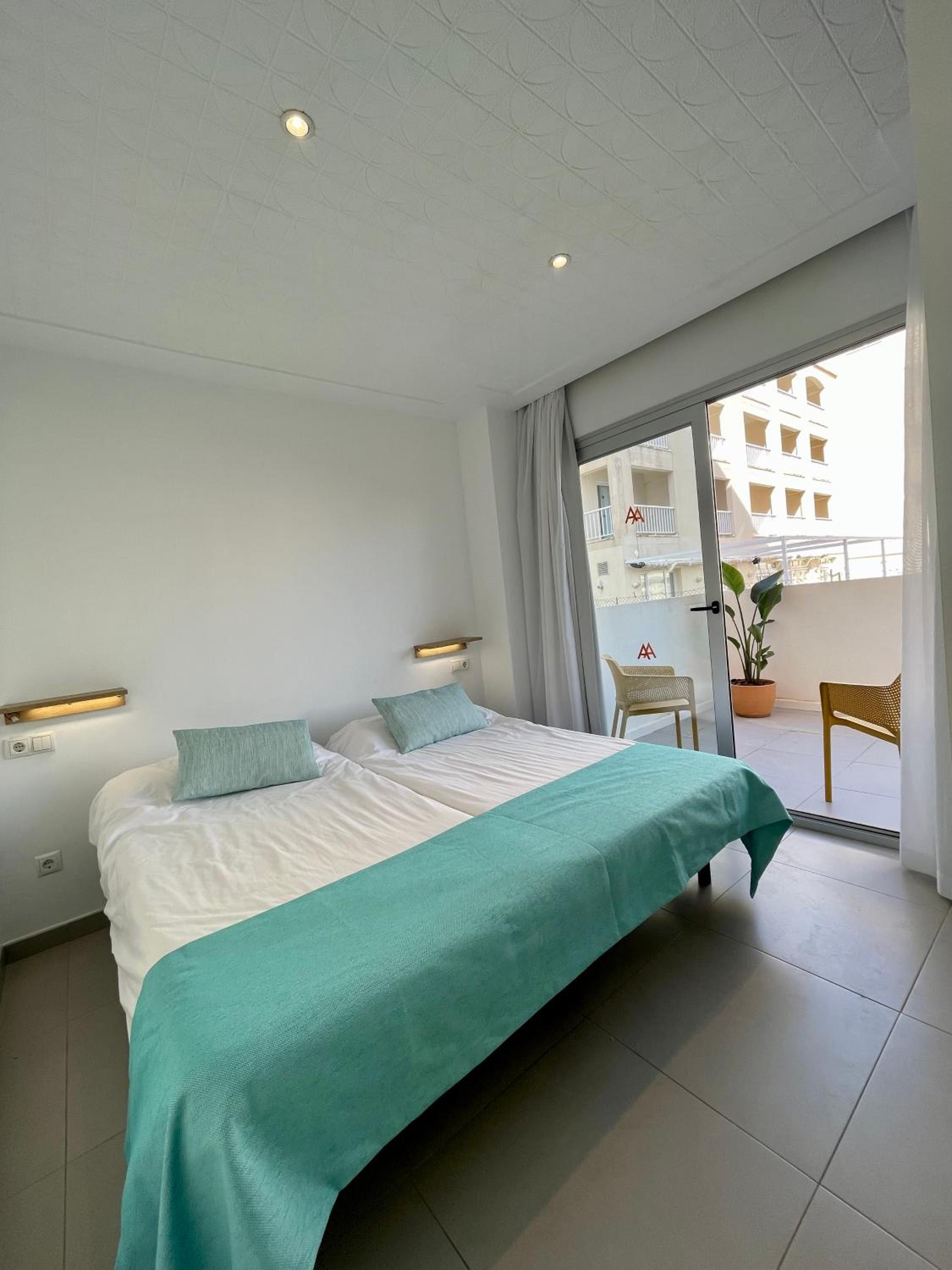 Apartaments La Perla Negra