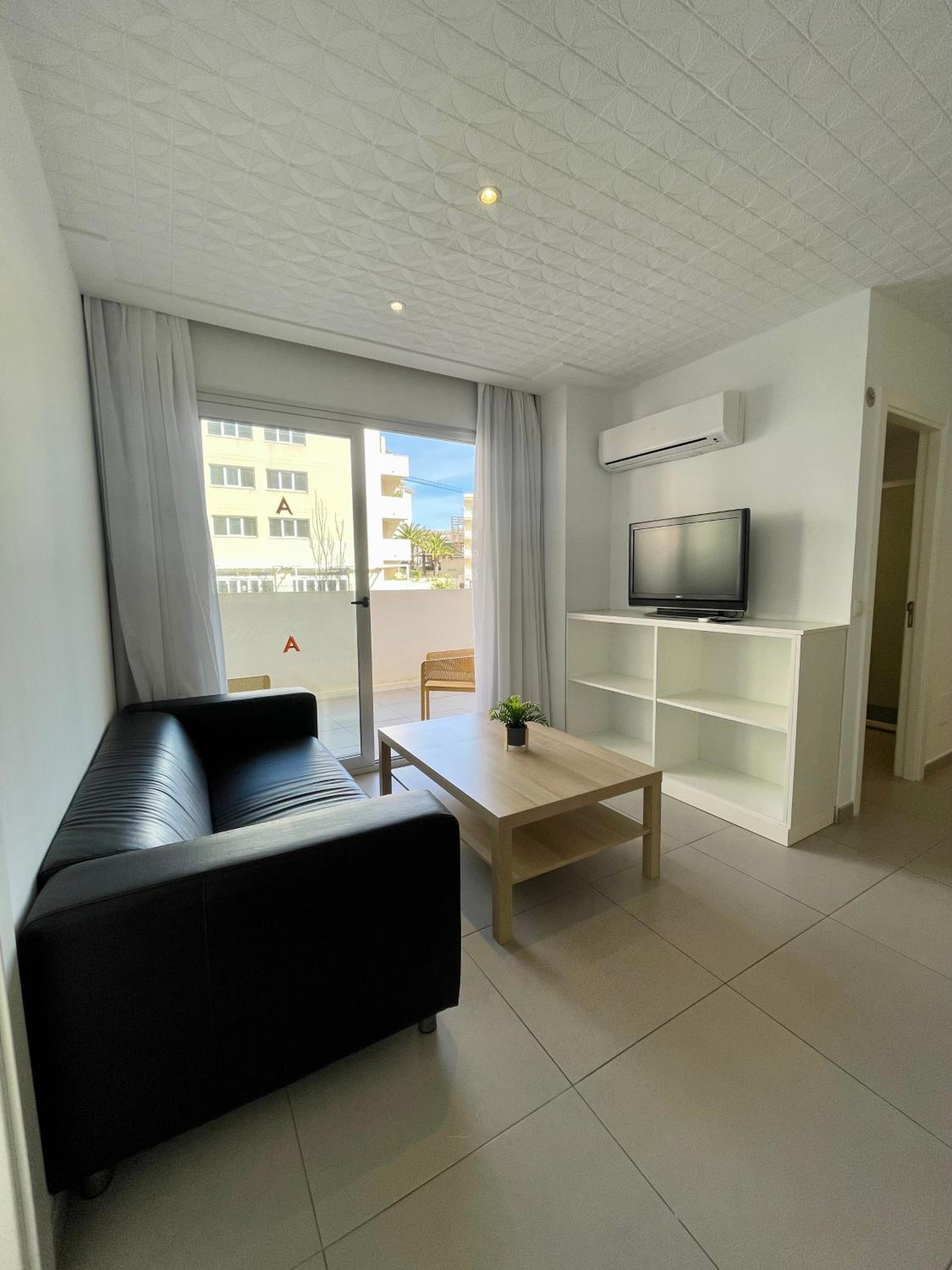 Apartaments La Perla Negra