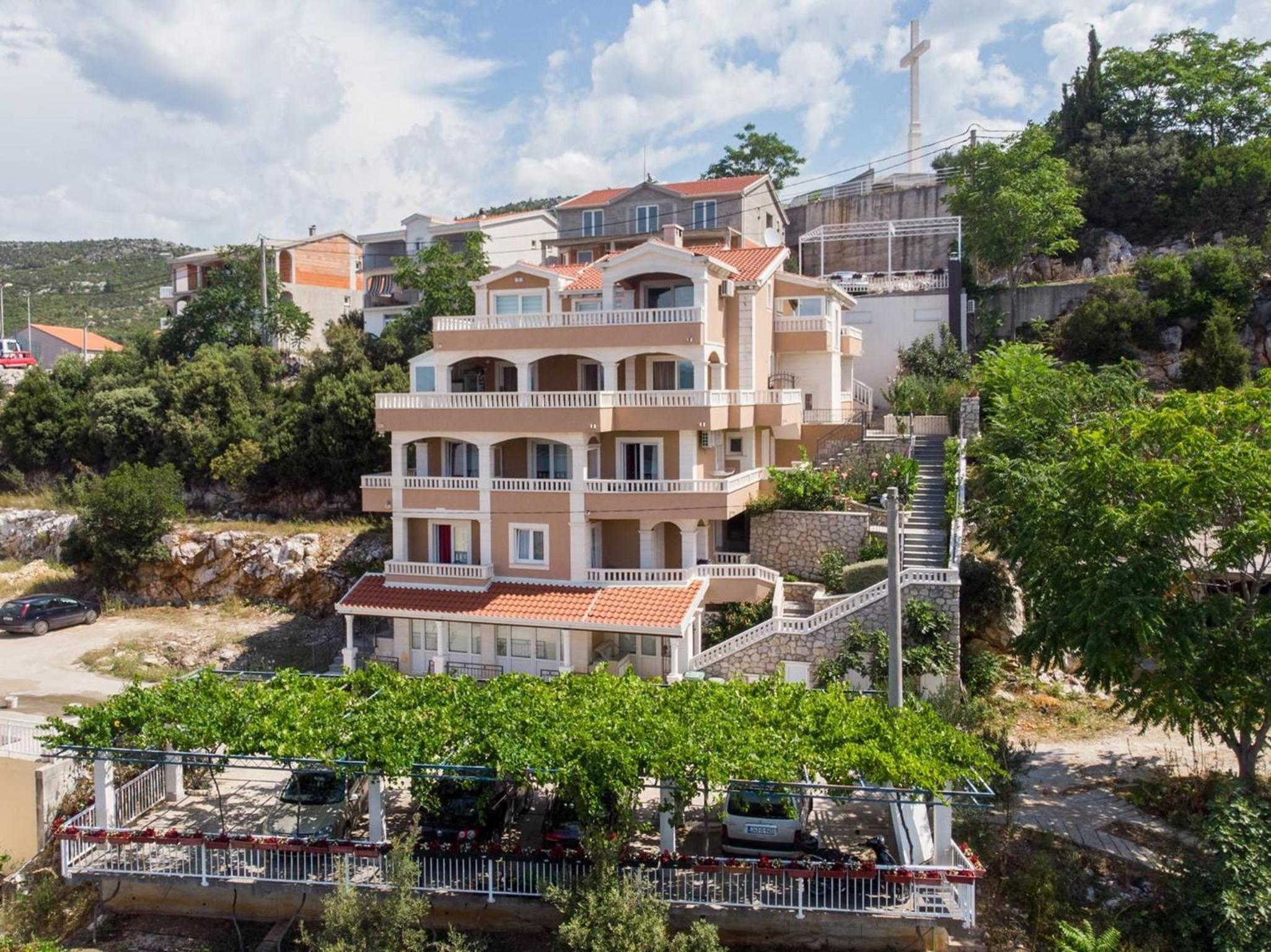 Apartments Bonaca