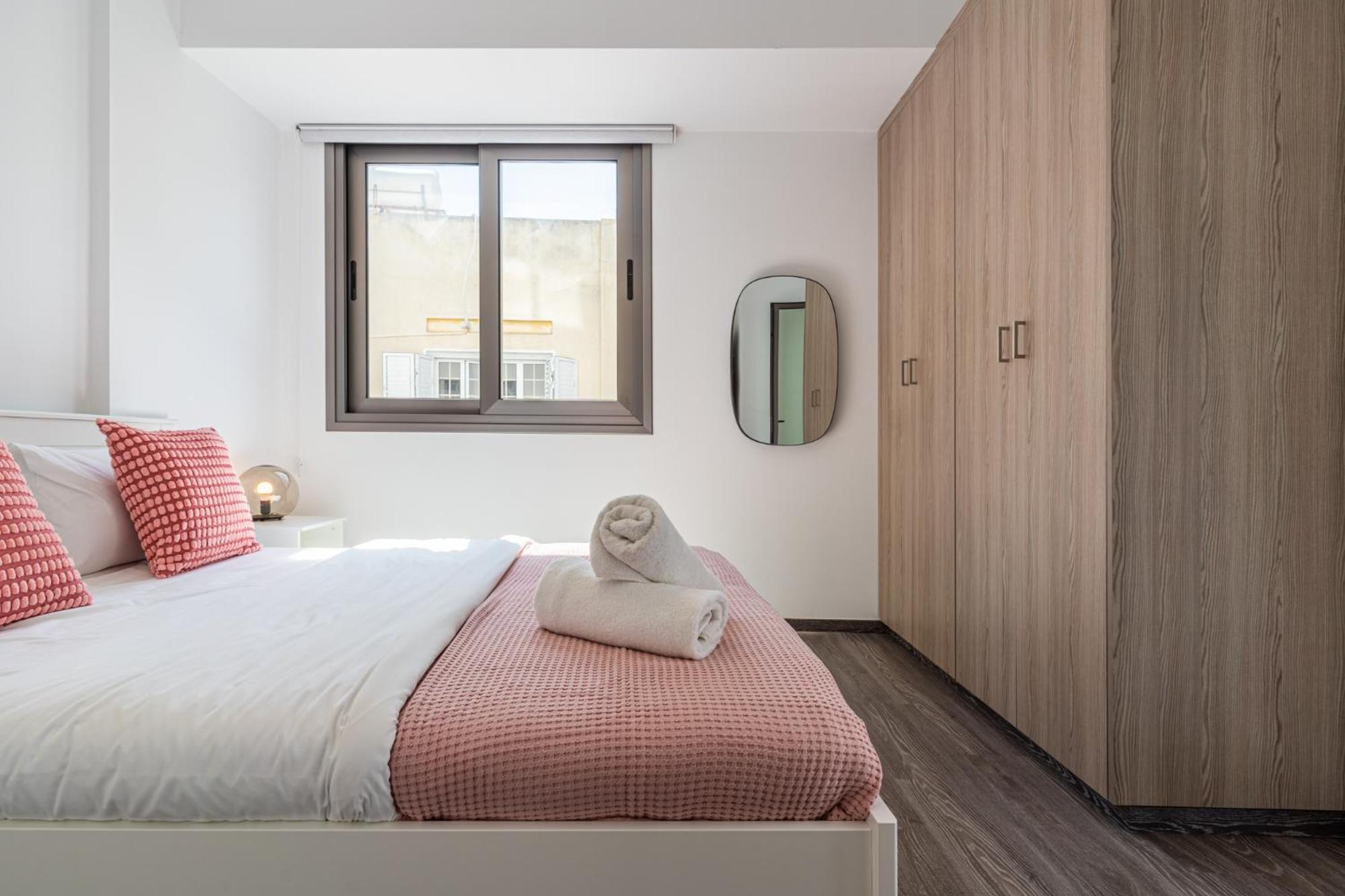 Crystal 2-Bedroom Apartment in Larnaca