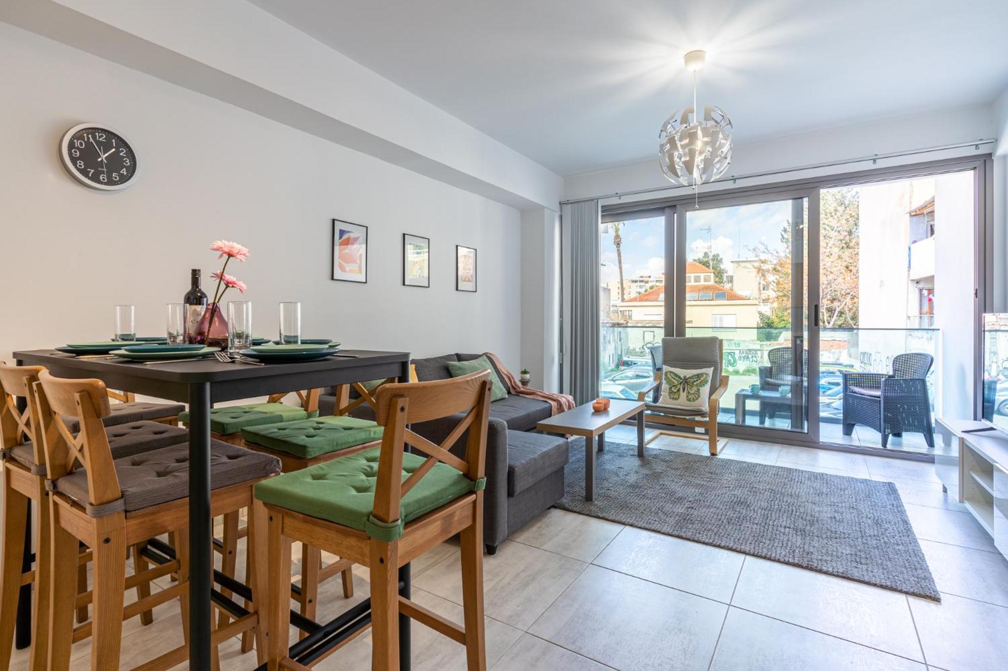 Crystal 2-Bedroom Apartment in Larnaca