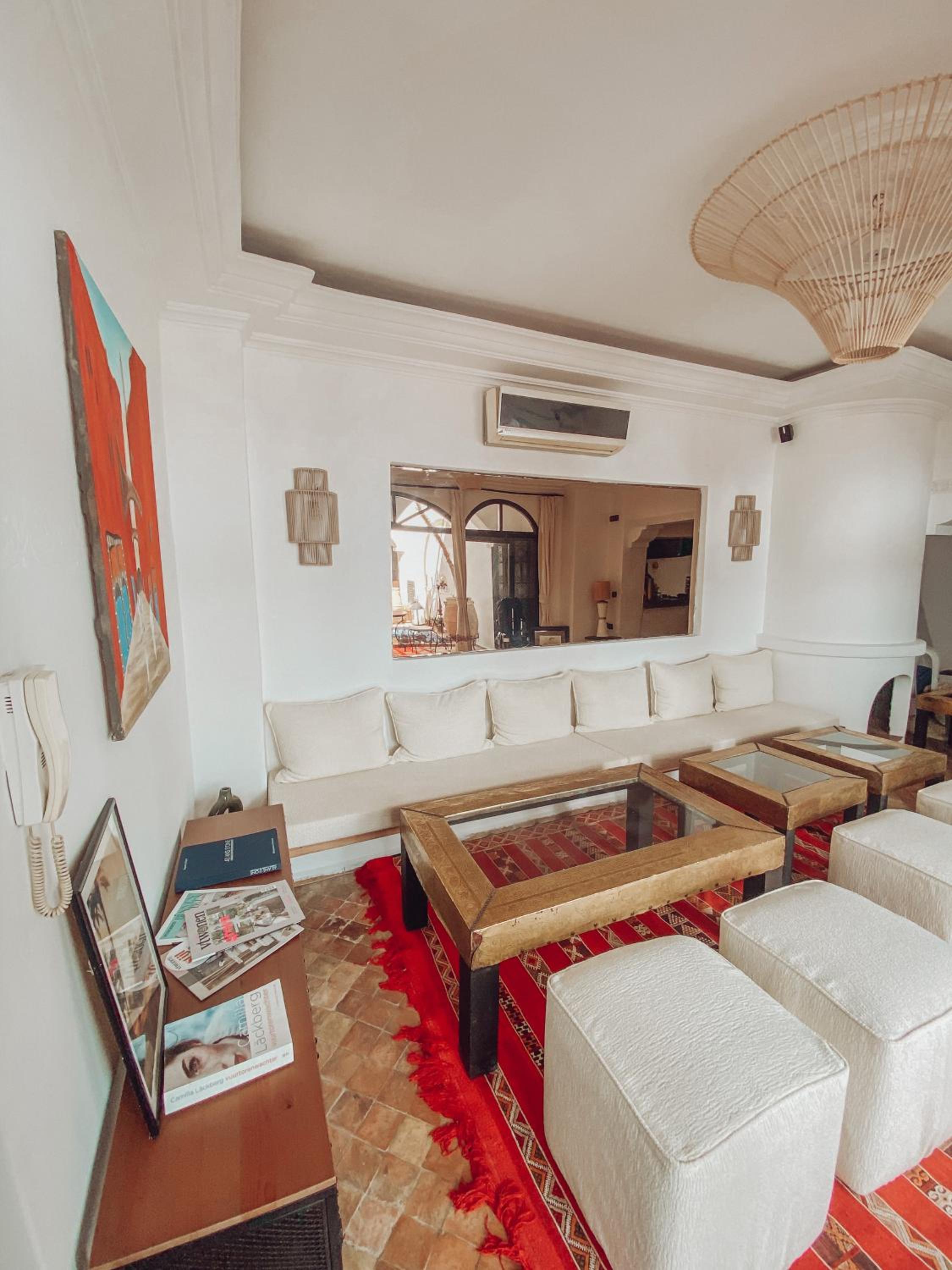 lounge