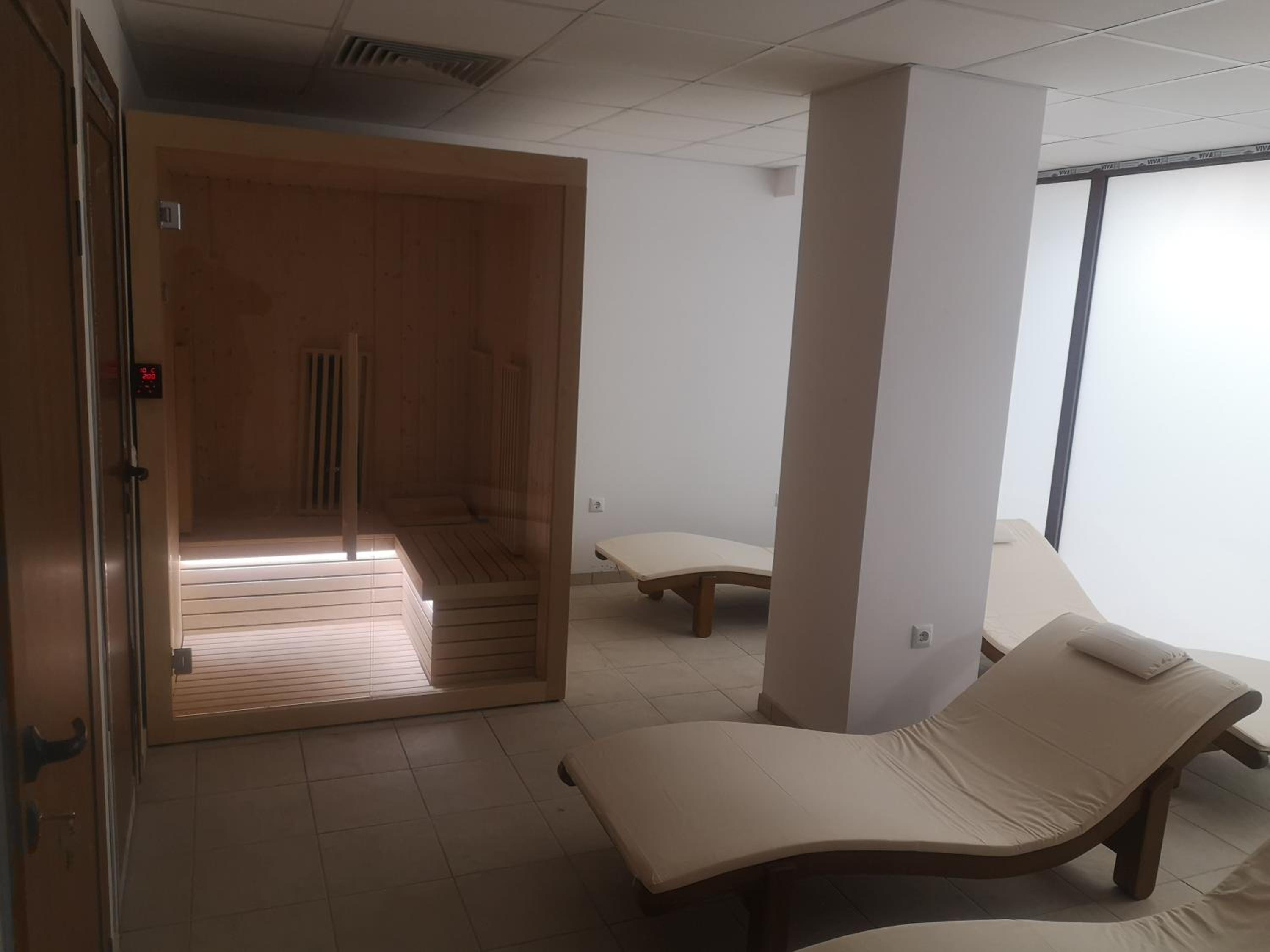 QUEEN'S VIEW app-9 free pool,parking, fitness & sea view