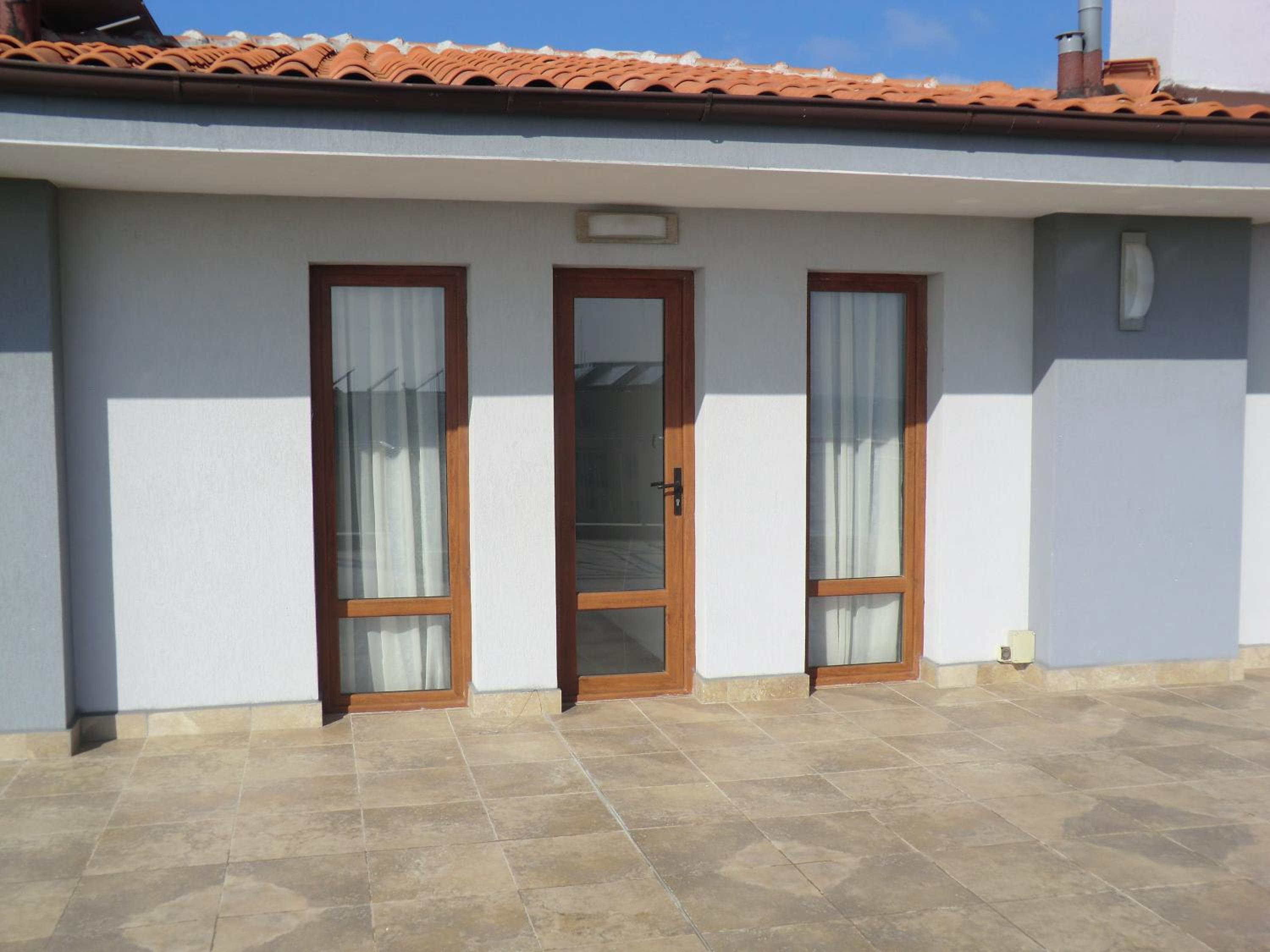 Guest House Petrovi