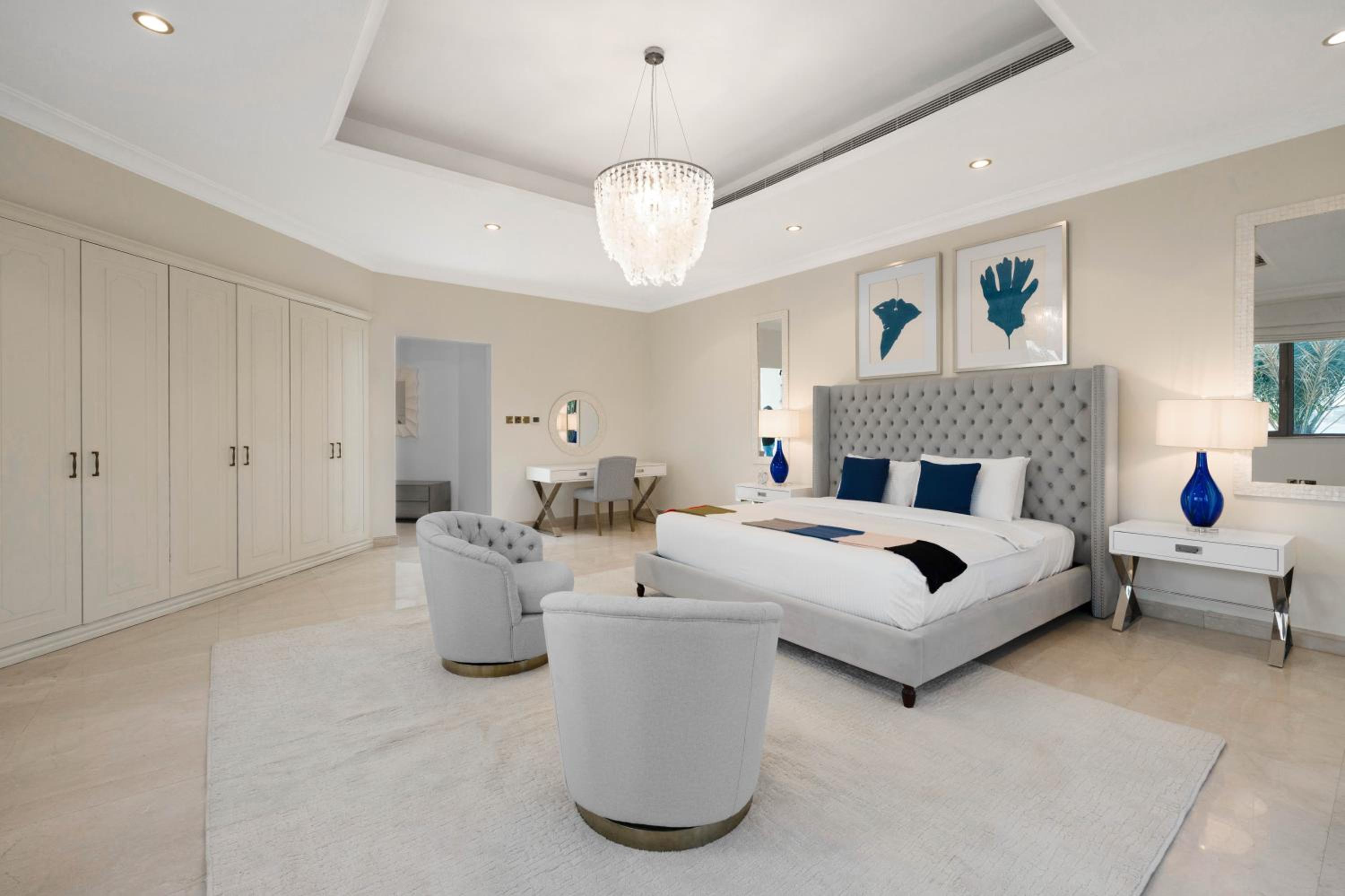Maison Privee - Exclusive Villa with Private Pool, Garden & Beach