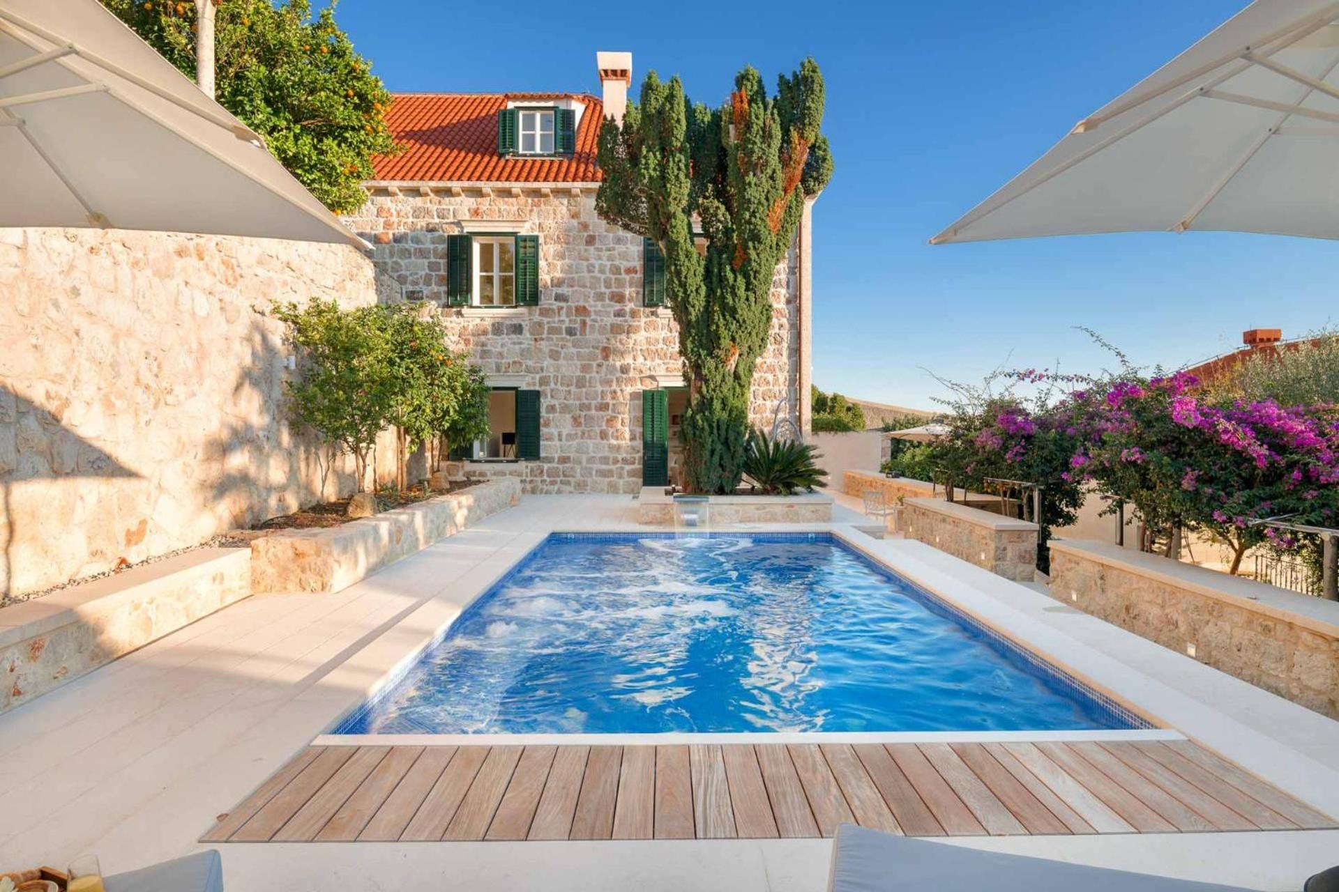 Sensational Dubrovnik Villa Villa Filia 4 Bedrooms Overlooking Dubrovnik City Walls Old Town