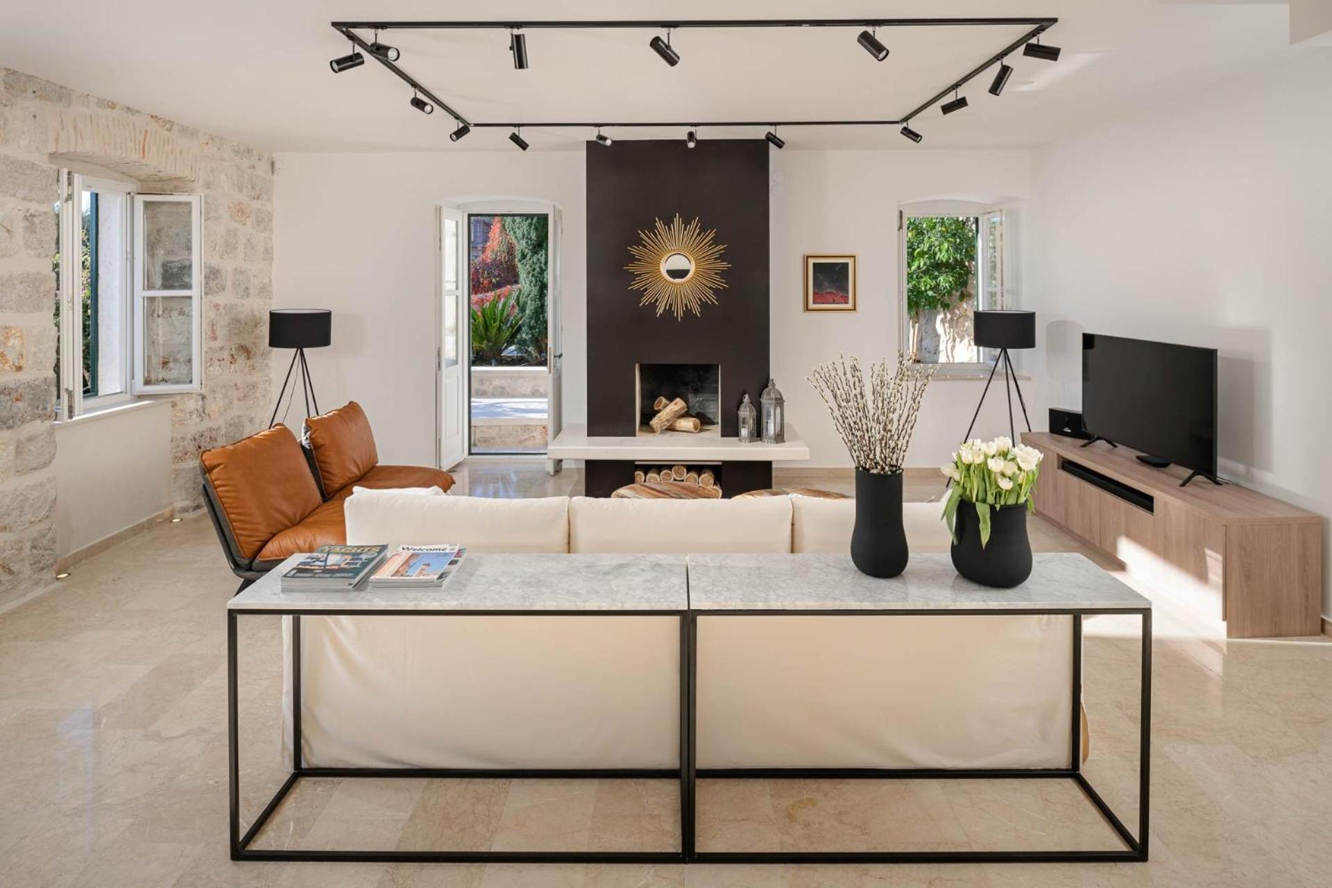 Sensational Dubrovnik Villa Villa Filia 4 Bedrooms Overlooking Dubrovnik City Walls Old Town