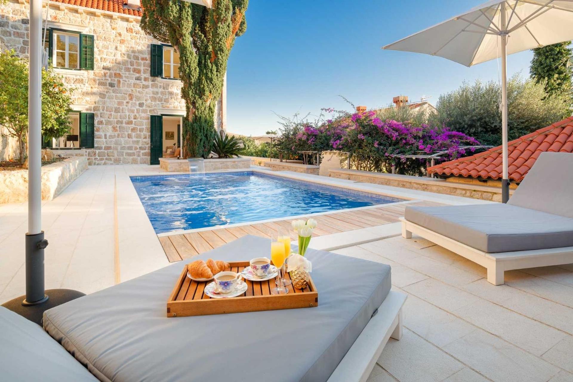 Sensational Dubrovnik Villa Villa Filia 4 Bedrooms Overlooking Dubrovnik City Walls Old Town