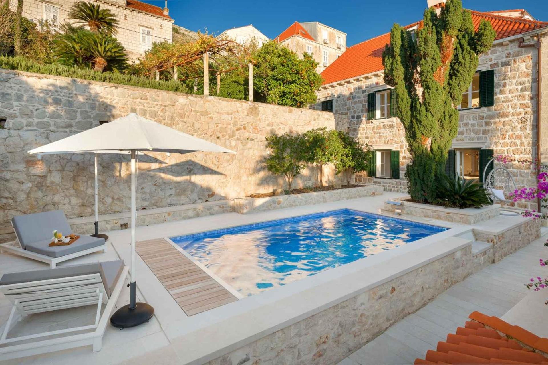 Sensational Dubrovnik Villa Villa Filia 4 Bedrooms Overlooking Dubrovnik City Walls Old Town