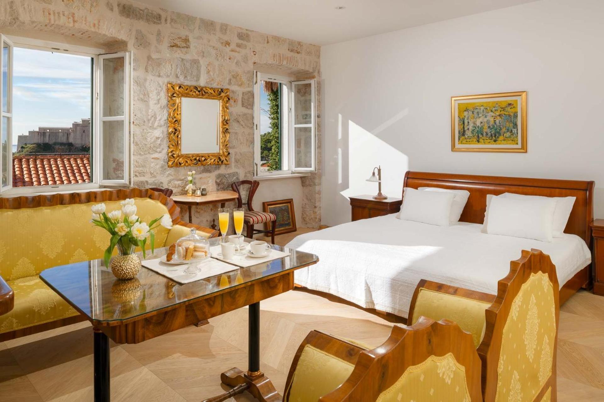 Sensational Dubrovnik Villa Villa Filia 4 Bedrooms Overlooking Dubrovnik City Walls Old Town