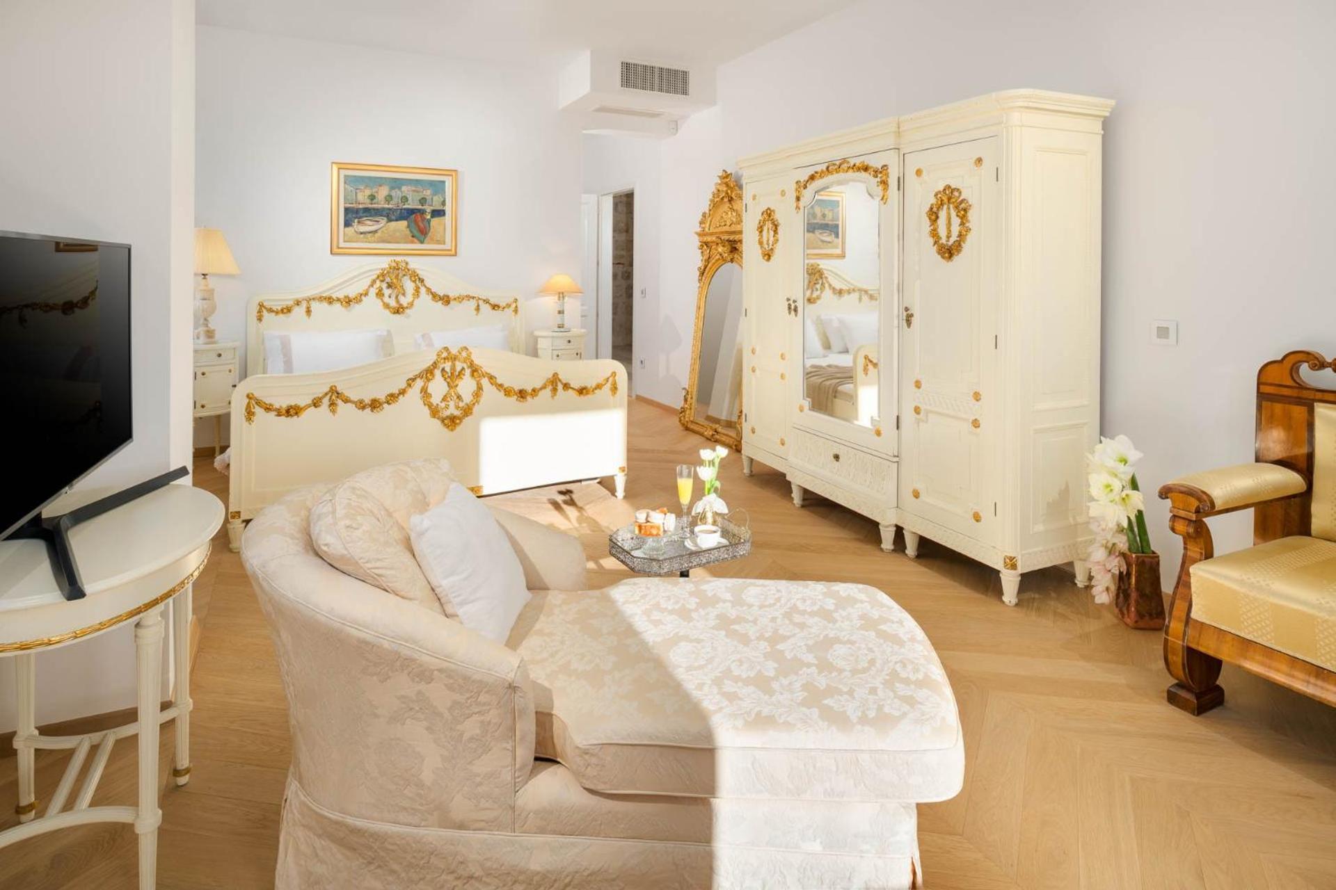 Sensational Dubrovnik Villa Villa Filia 4 Bedrooms Overlooking Dubrovnik City Walls Old Town