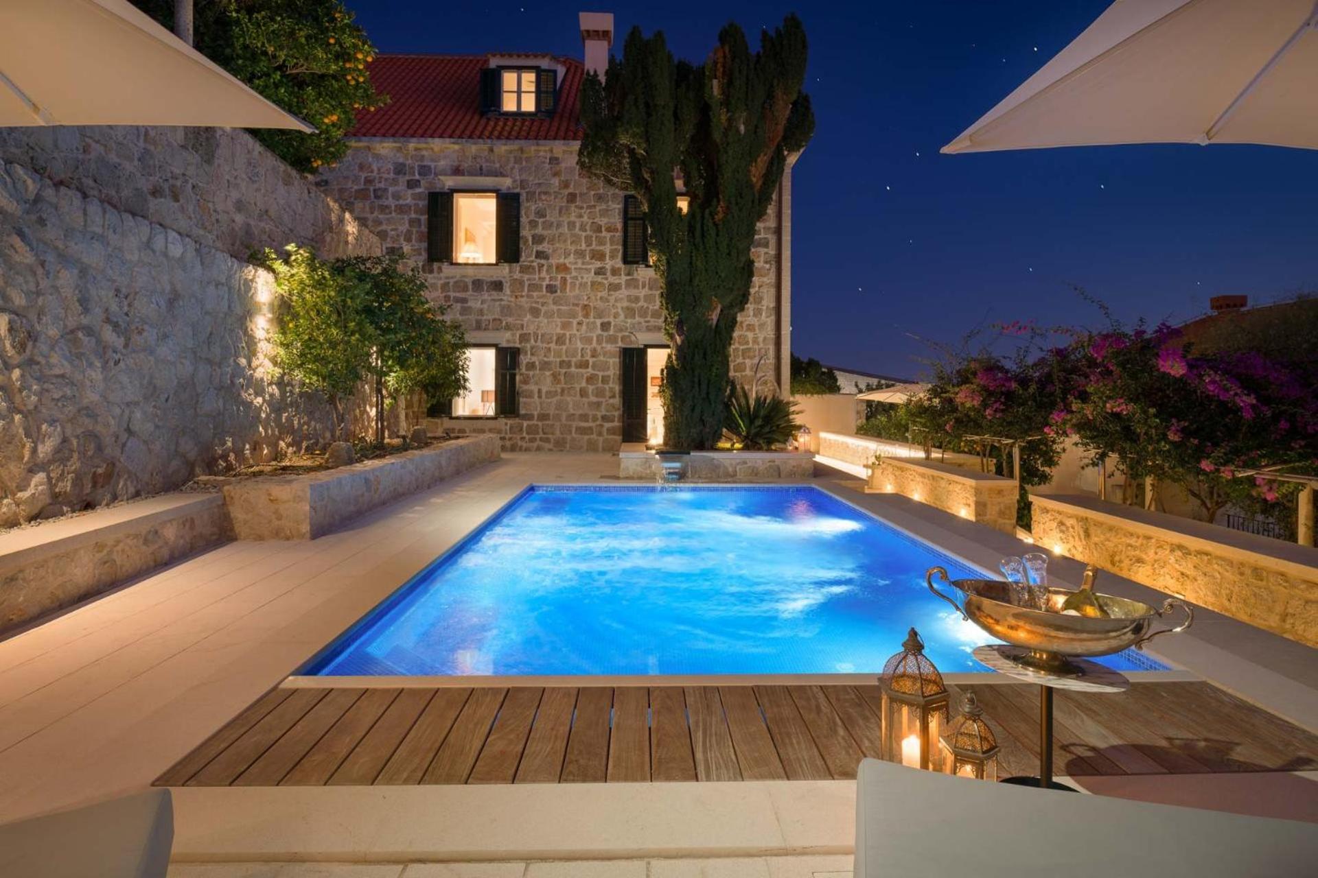 Sensational Dubrovnik Villa Villa Filia 4 Bedrooms Overlooking Dubrovnik City Walls Old Town