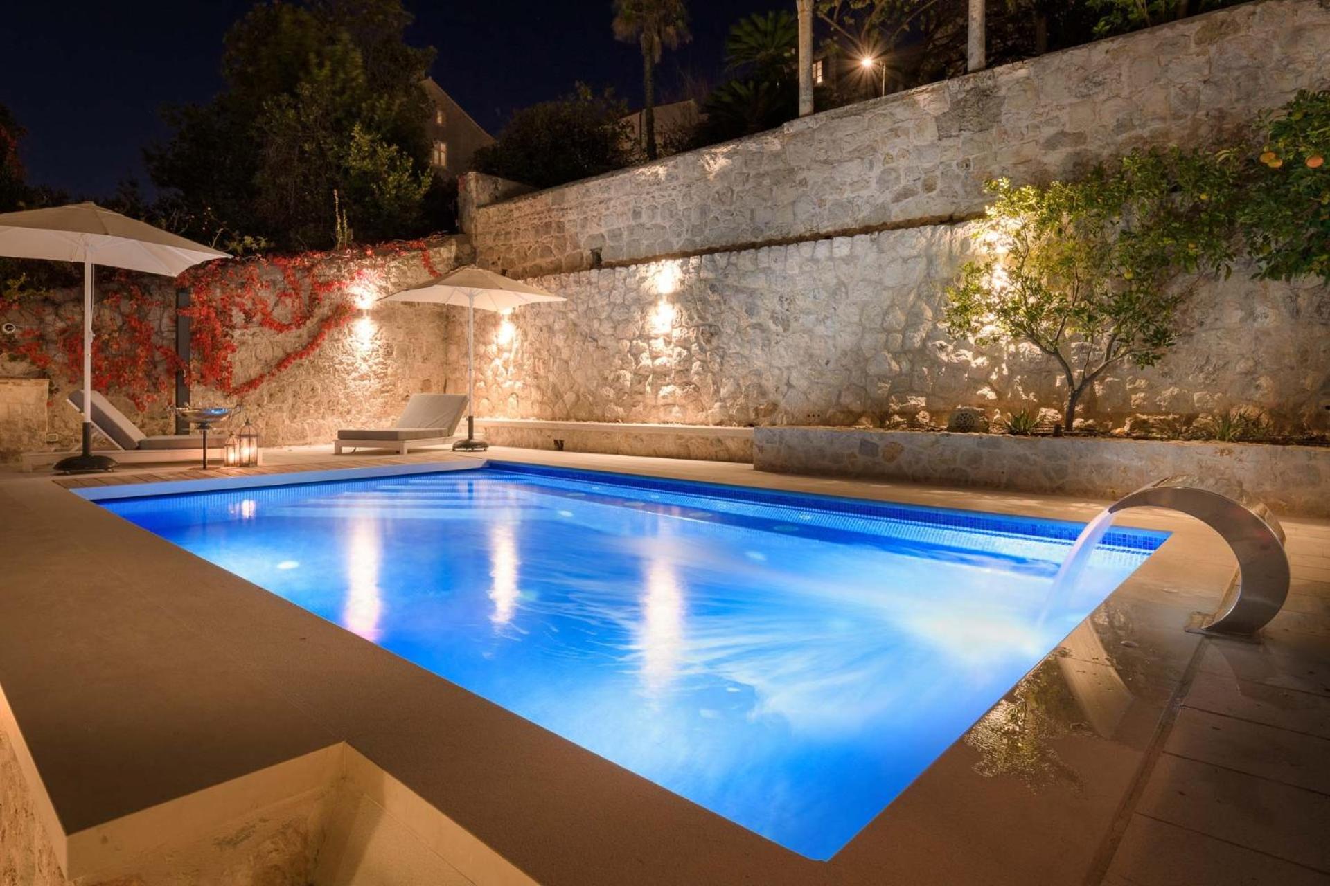 Sensational Dubrovnik Villa Villa Filia 4 Bedrooms Overlooking Dubrovnik City Walls Old Town