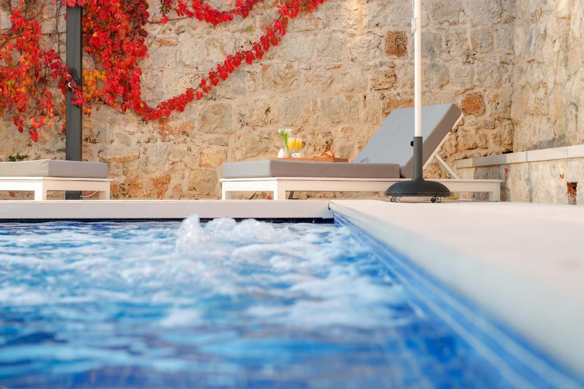 Sensational Dubrovnik Villa Villa Filia 4 Bedrooms Overlooking Dubrovnik City Walls Old Town