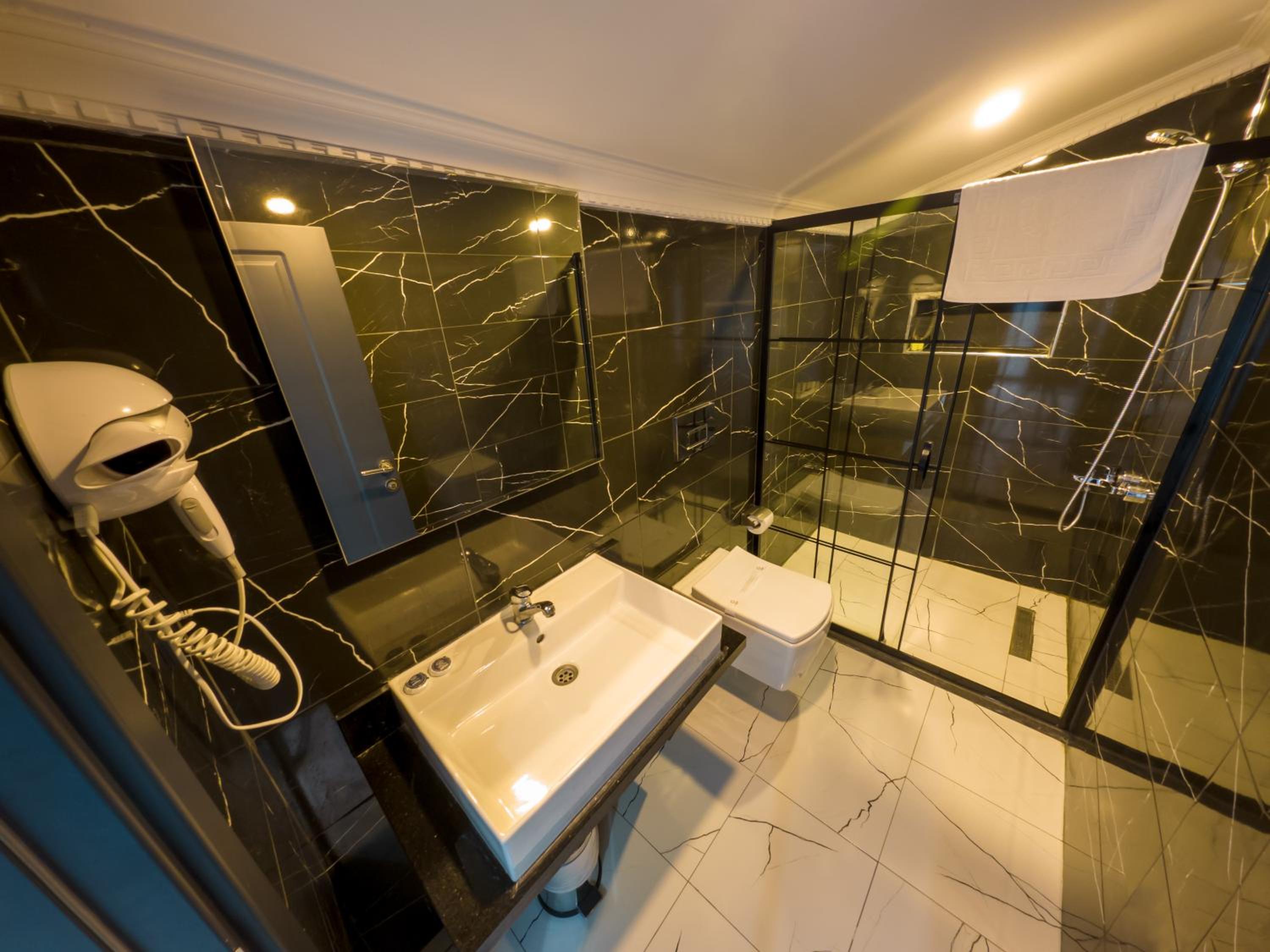 Plus Otel Express - Image 13