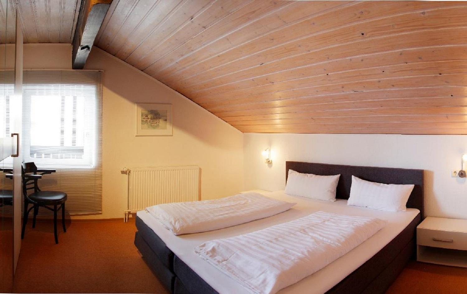 Am Schmuggerbühl view 5