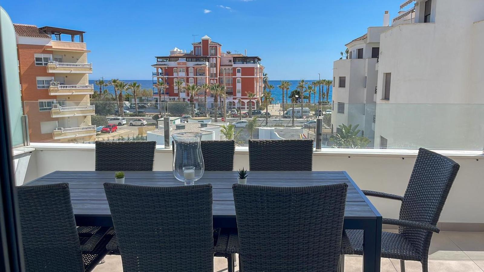 Flat Sun Garden Peñoncillo by Spain2home