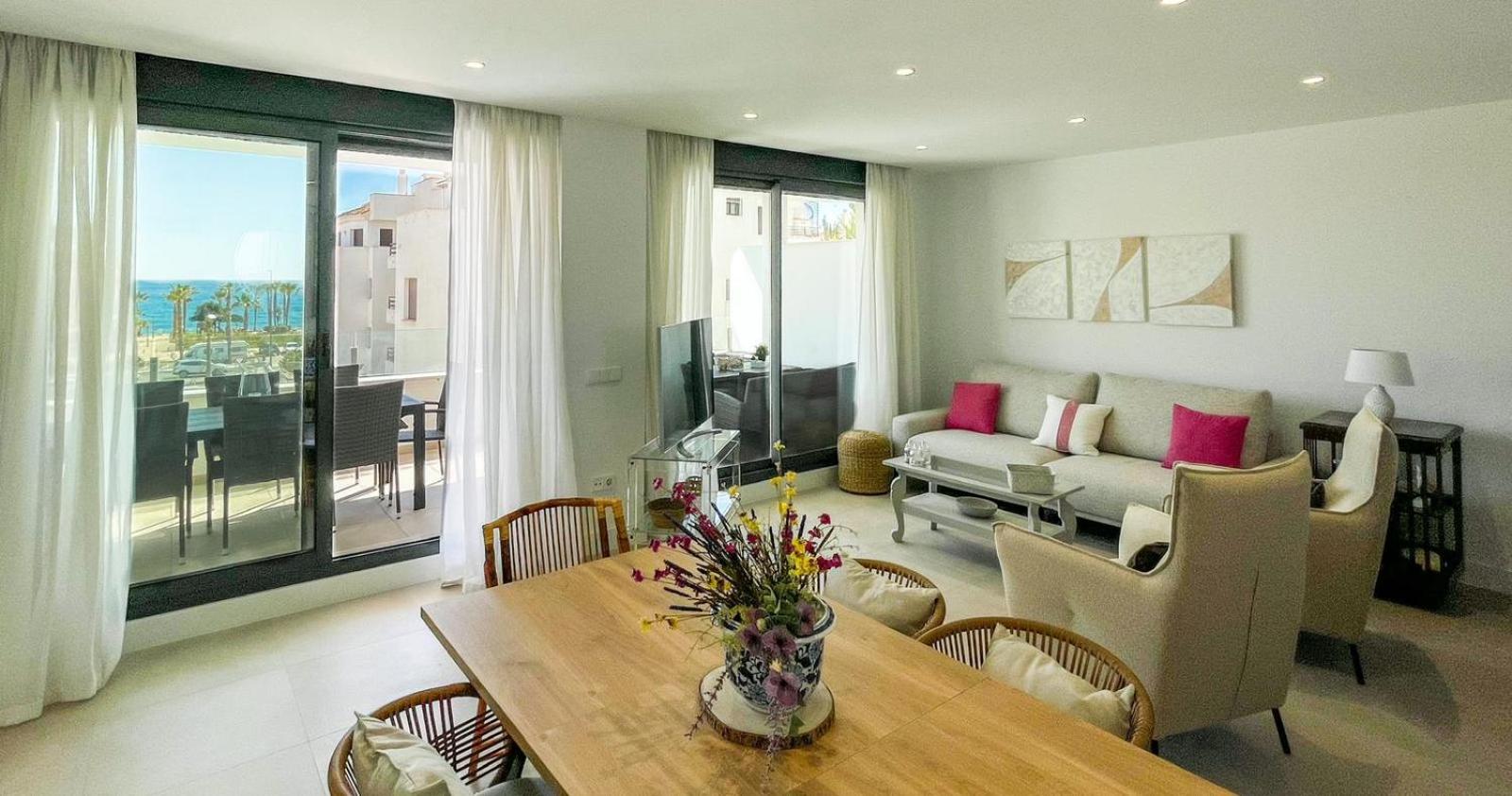 Flat Sun Garden Peñoncillo by Spain2home