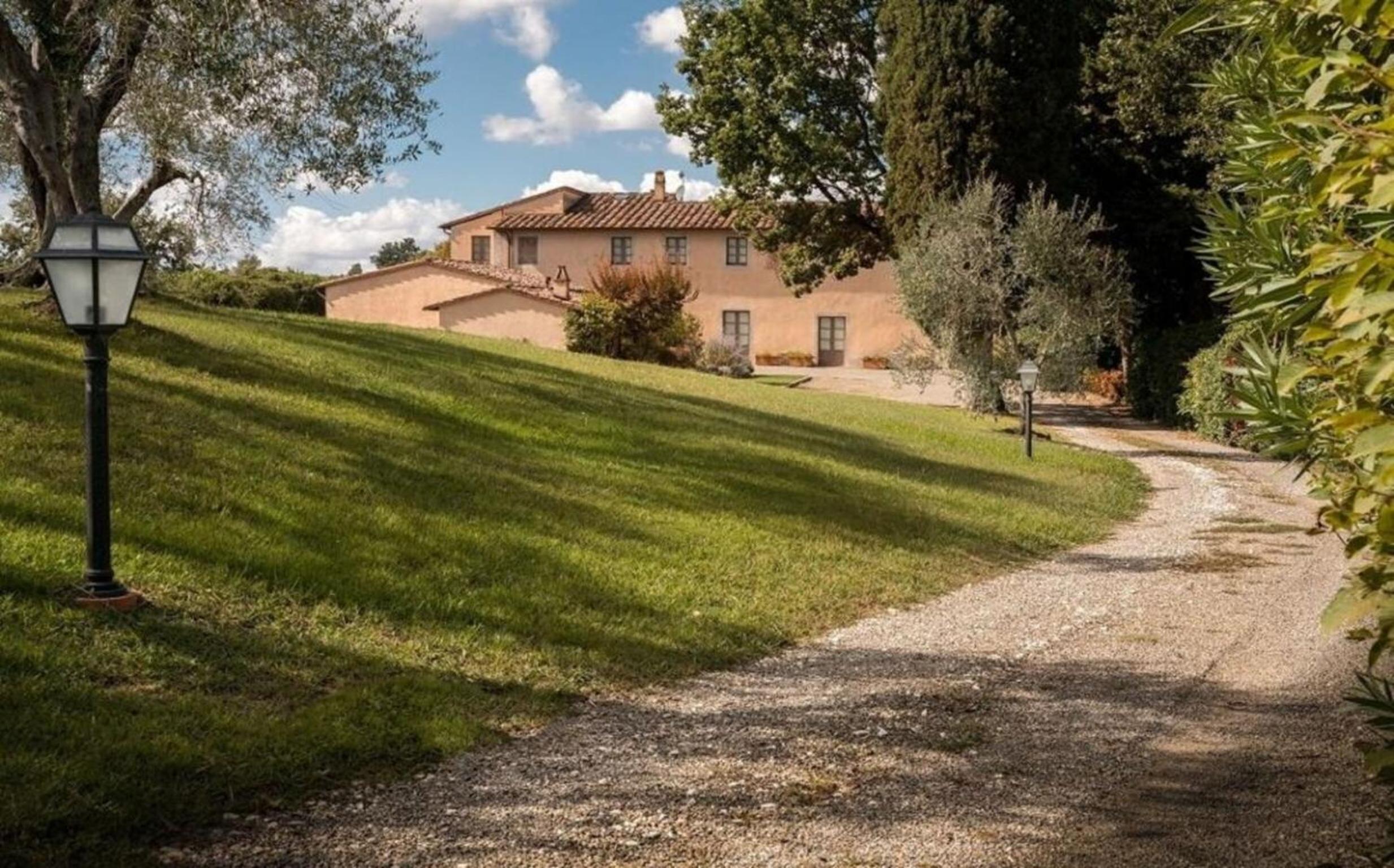 Villa Pieve view 2