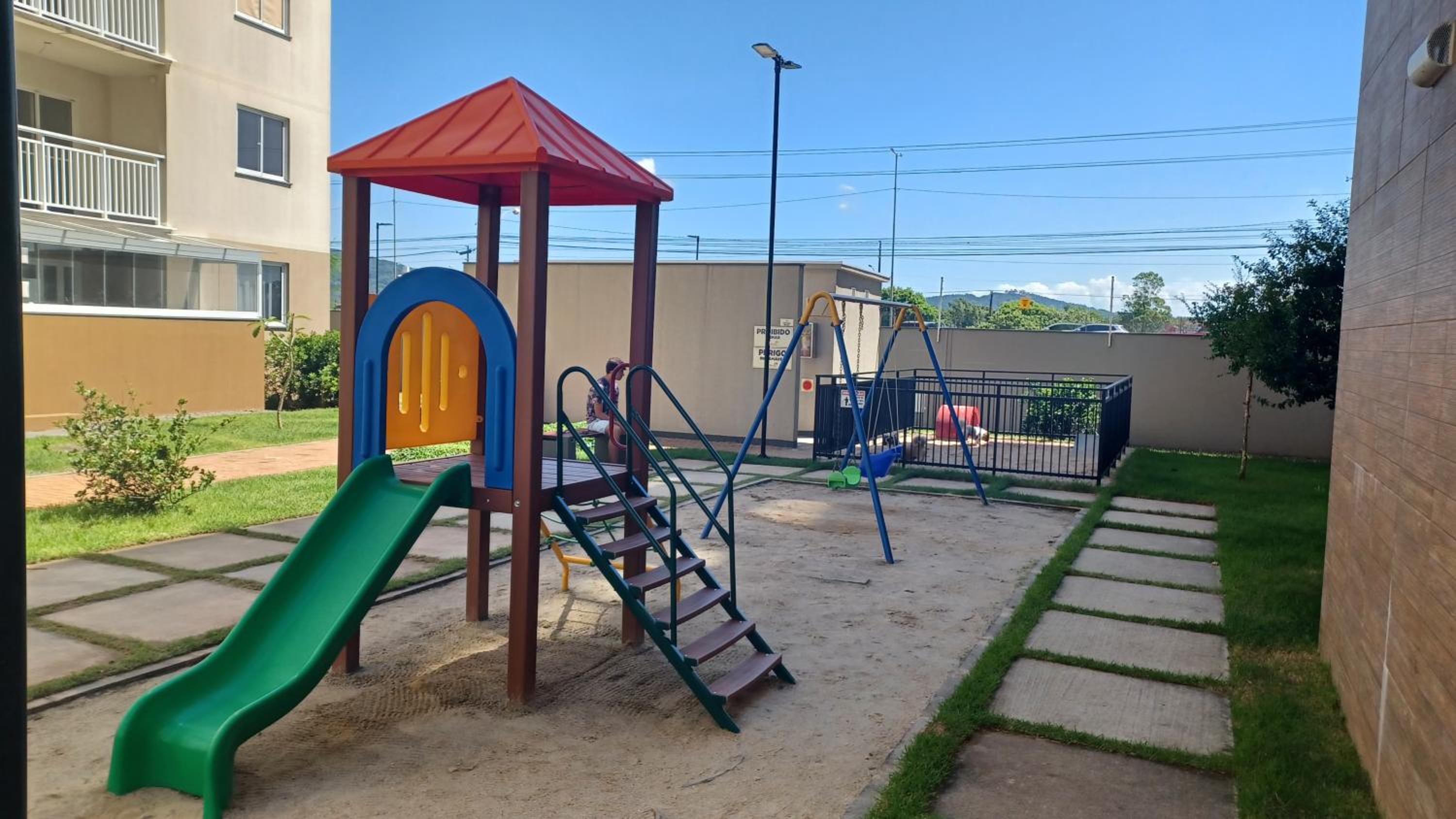 Pé na areia, a 20min do Beto Carrero