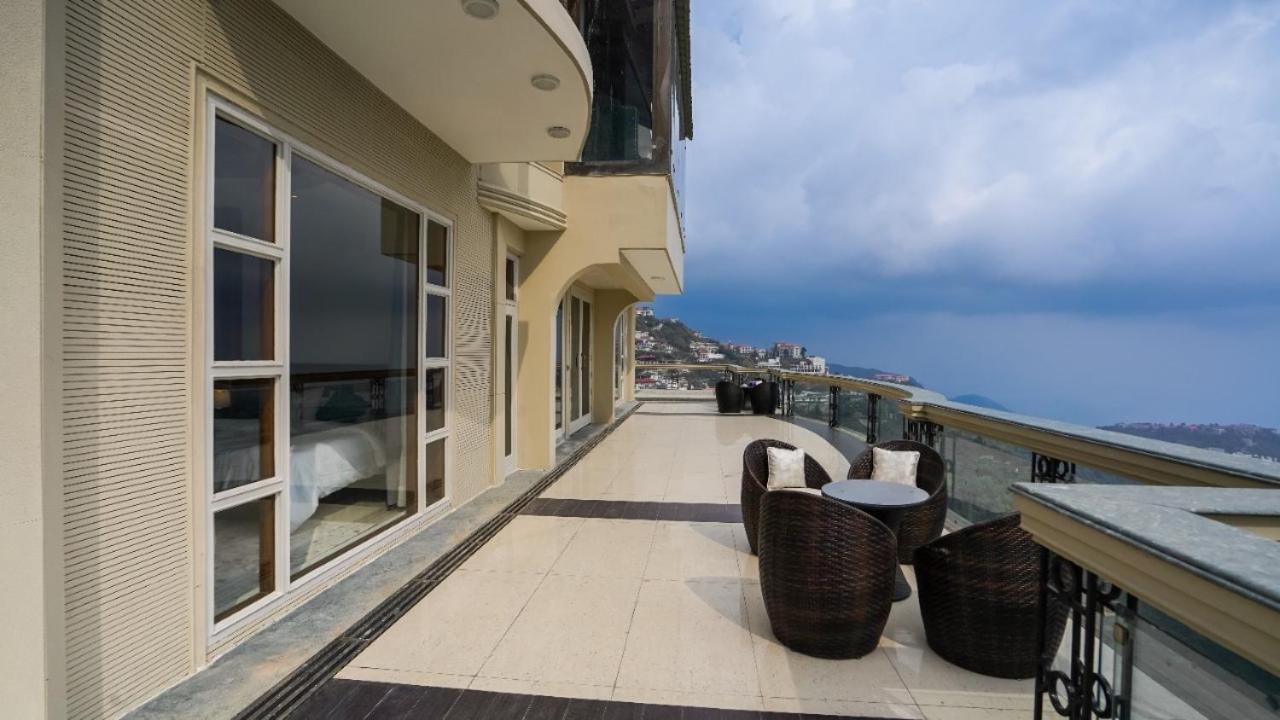 REDHOMEX LA END VILLA view 4