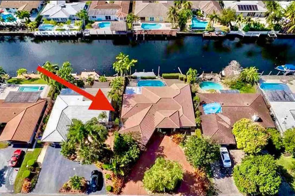 Paradise Lux Waterfrnt Villa/ w Boat & Jet Ski Rtl