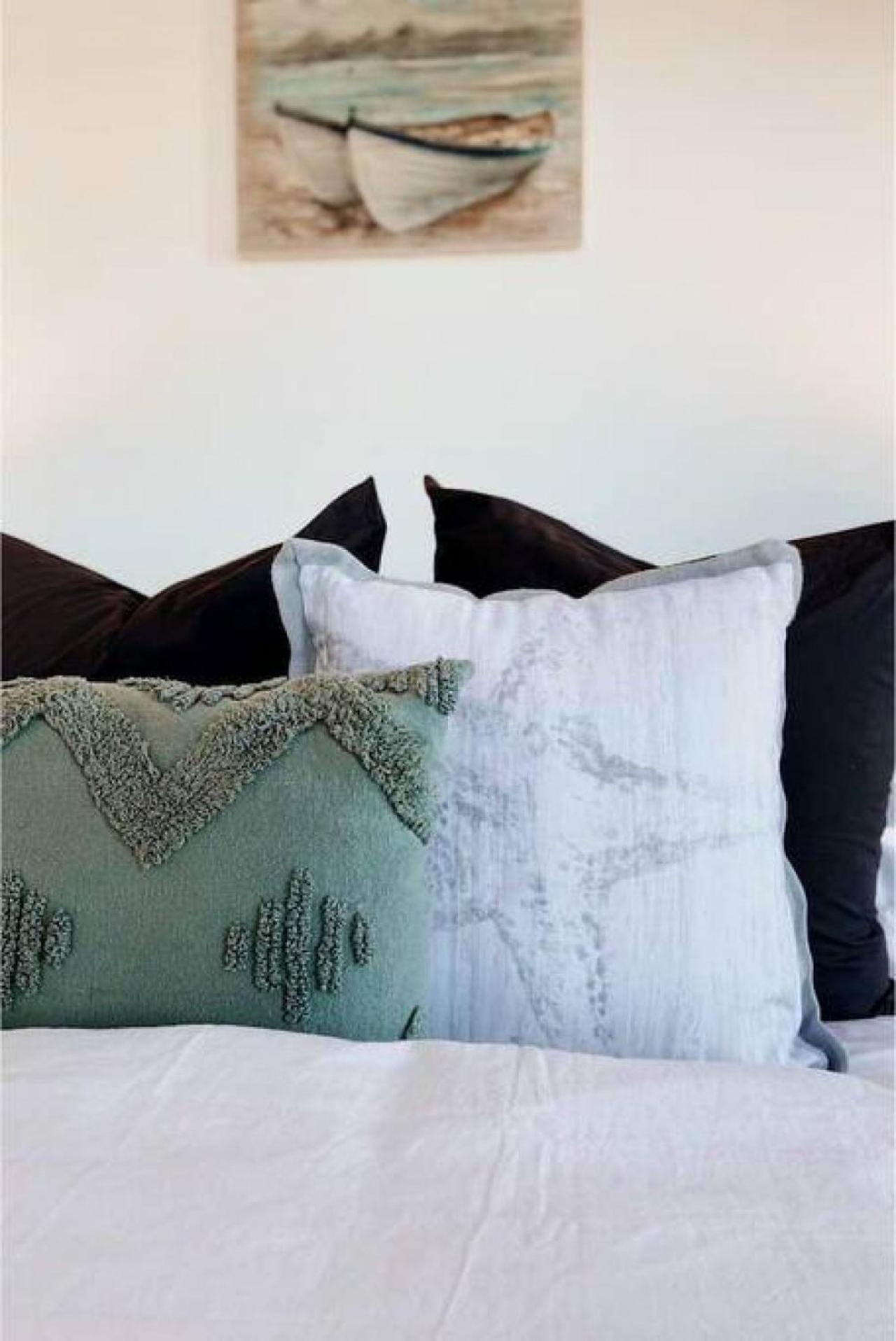 Anchors Away Escape in the heart of Mornington
