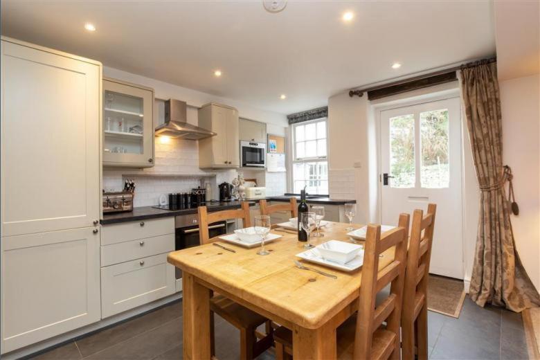 Victory Cottage - Victory Cottage, Cosy village retreat view 5