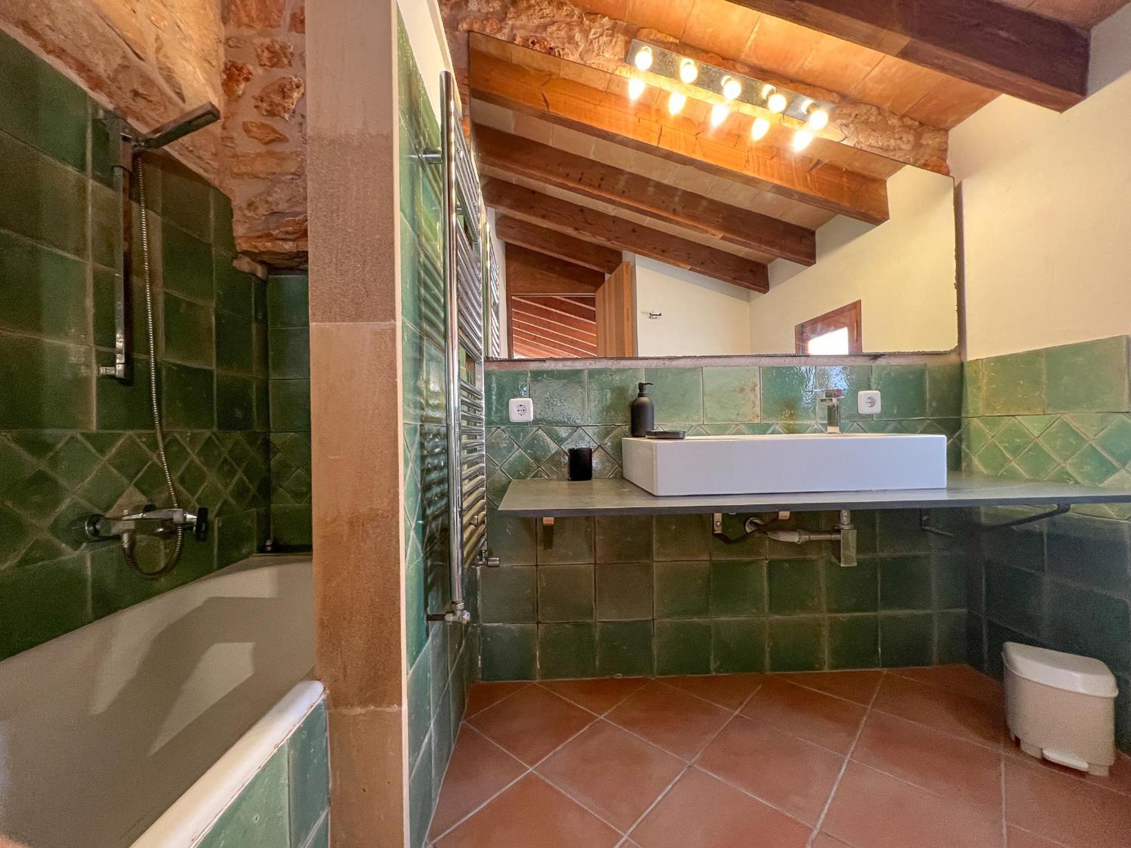 Villa Petita Llombards
