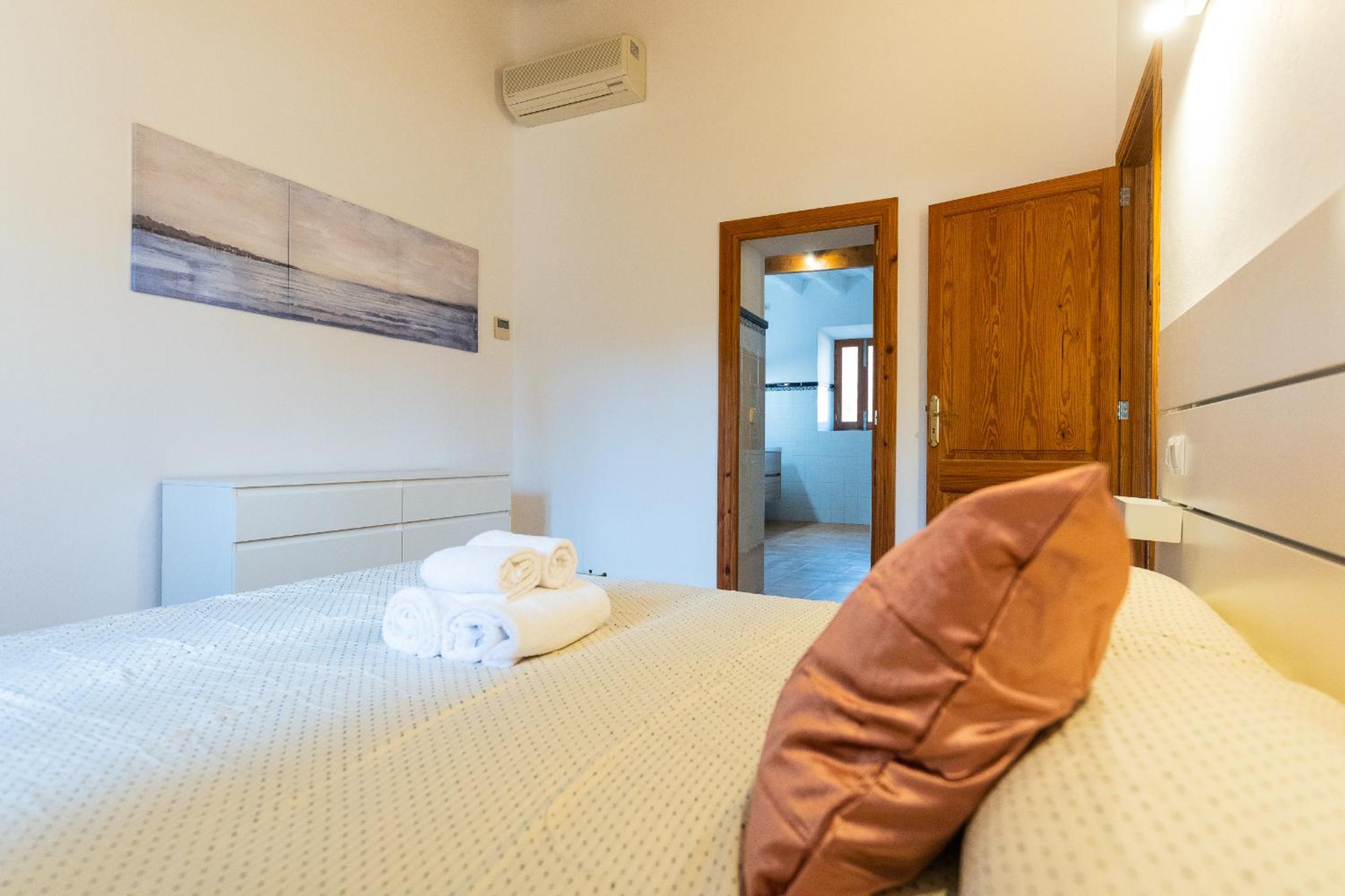 Villa Petita Llombards