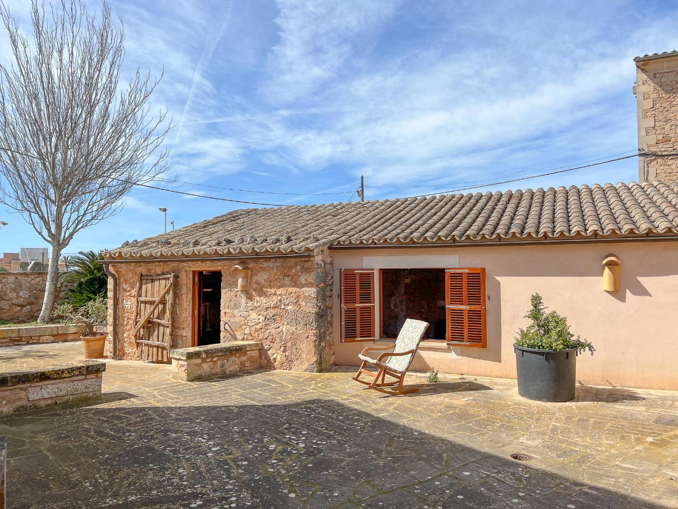 Villa Petita Llombards
