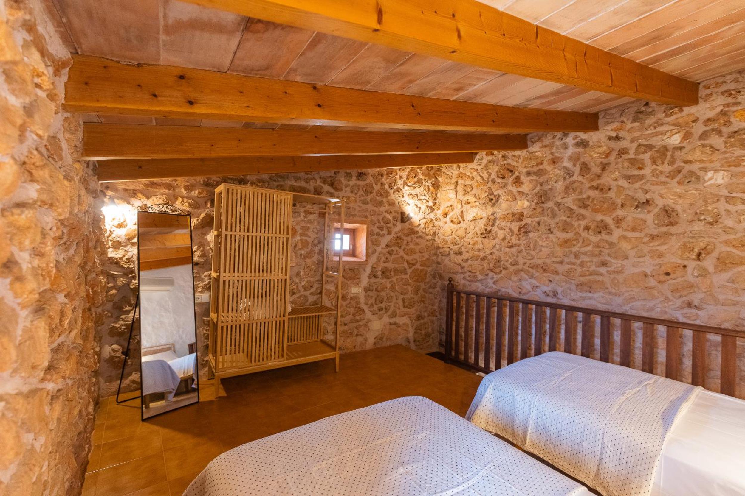 Villa Petita Llombards