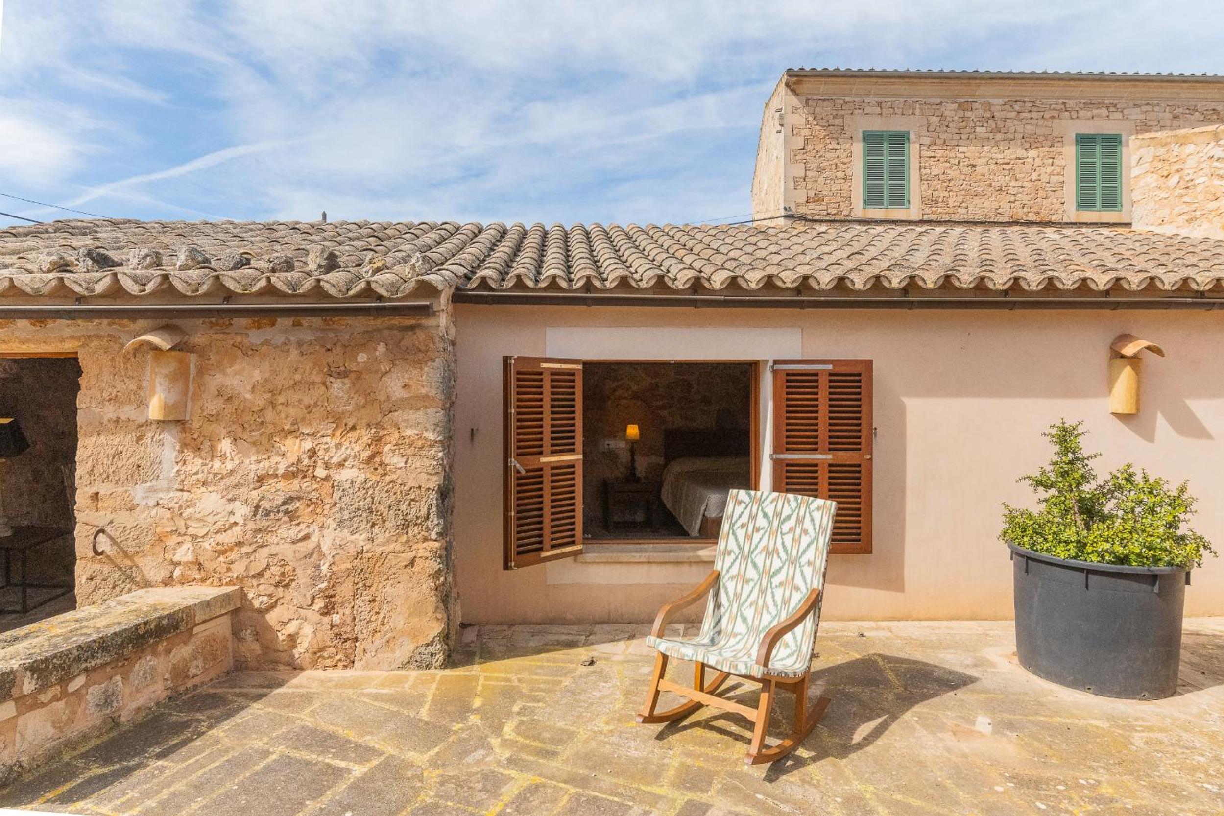 Villa Petita Llombards