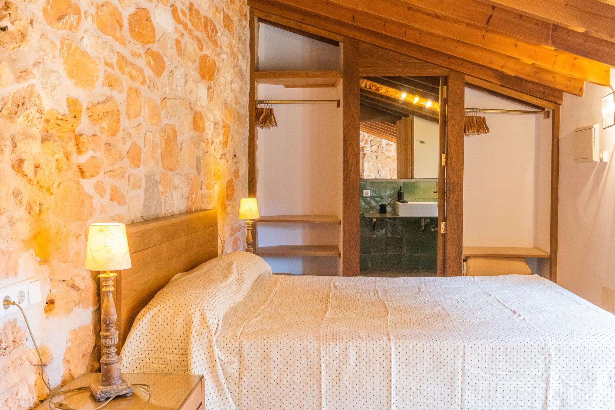 Villa Petita Llombards