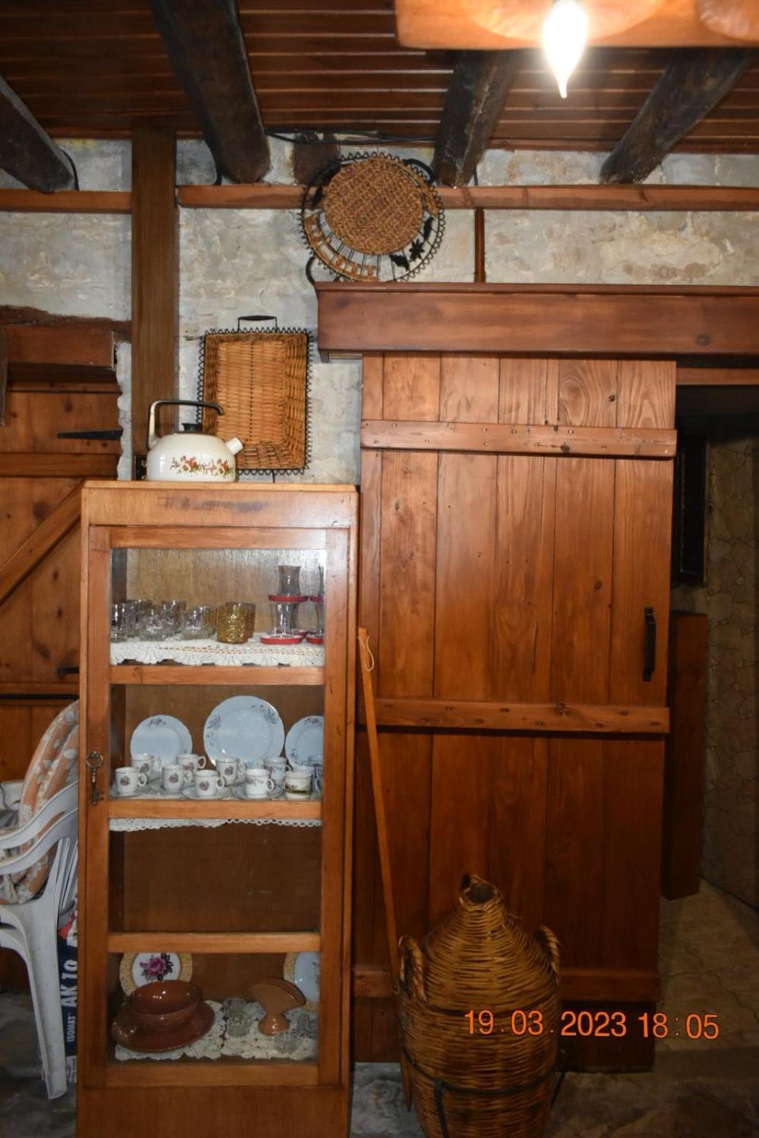 Angels Traditional House