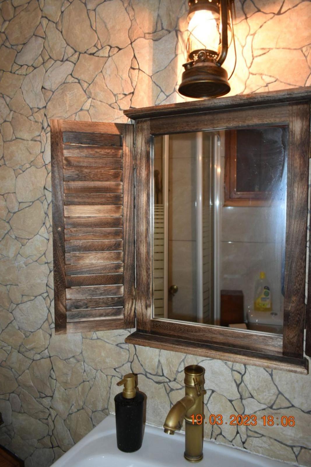 Angels Traditional House