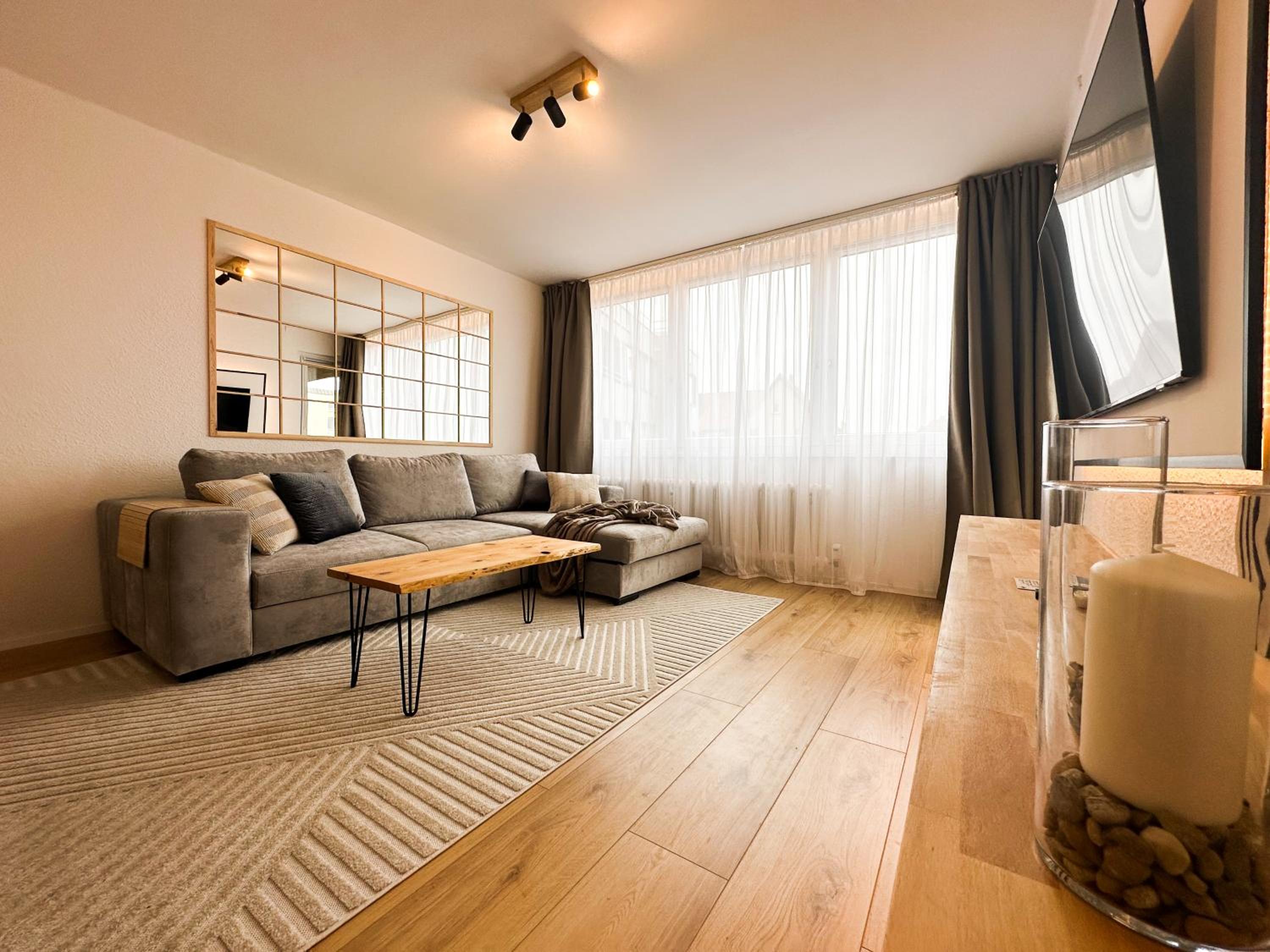 Kirchturm-Panorama - Apartment mit Balkon im Herzen von Braunschweig