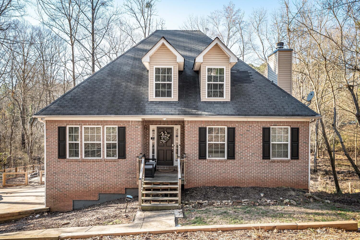 Modern Farmhouse Stay in Decatur view 2