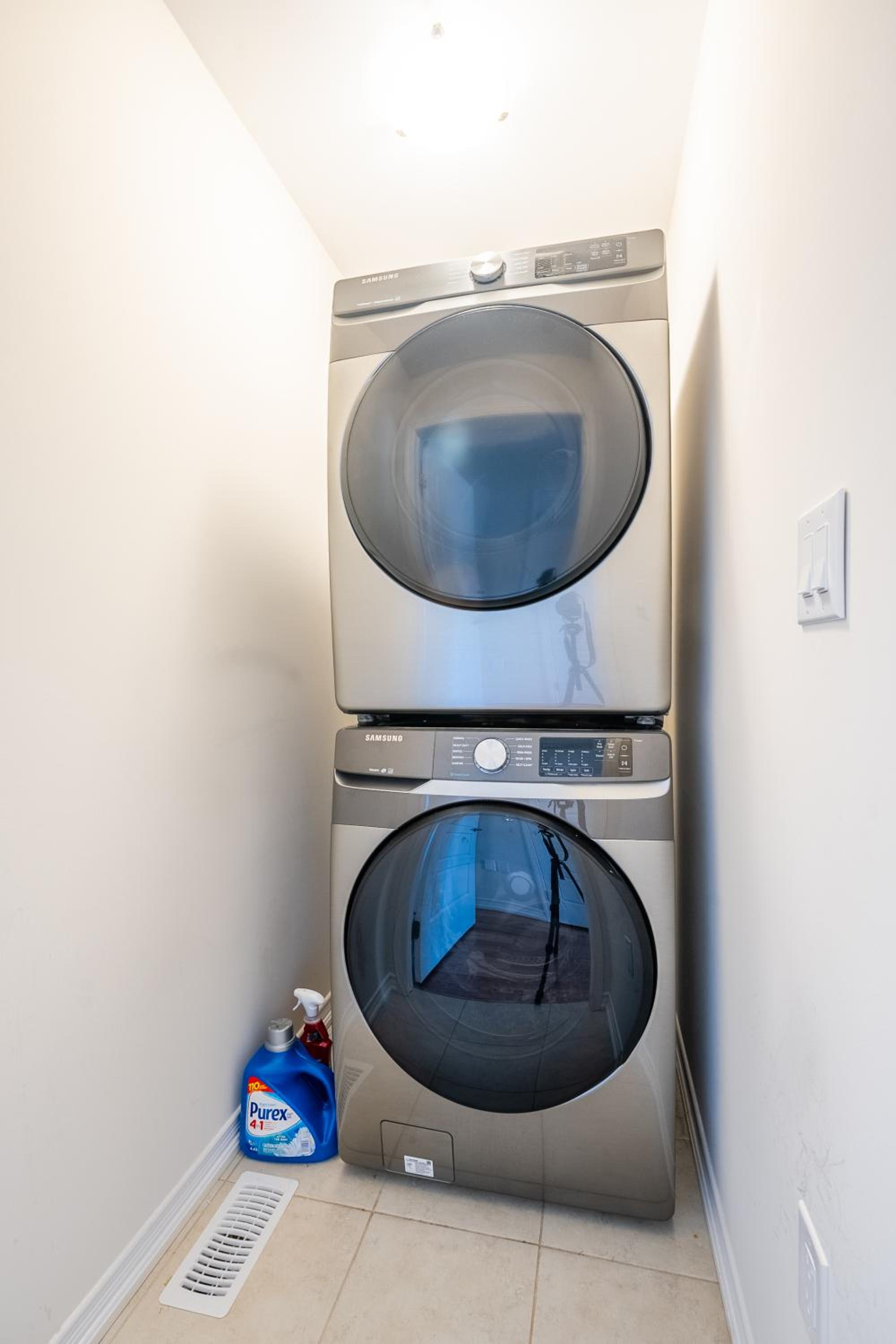 GlobalStay 3 Bedroom Townhouse Near Niagara Falls Brock University