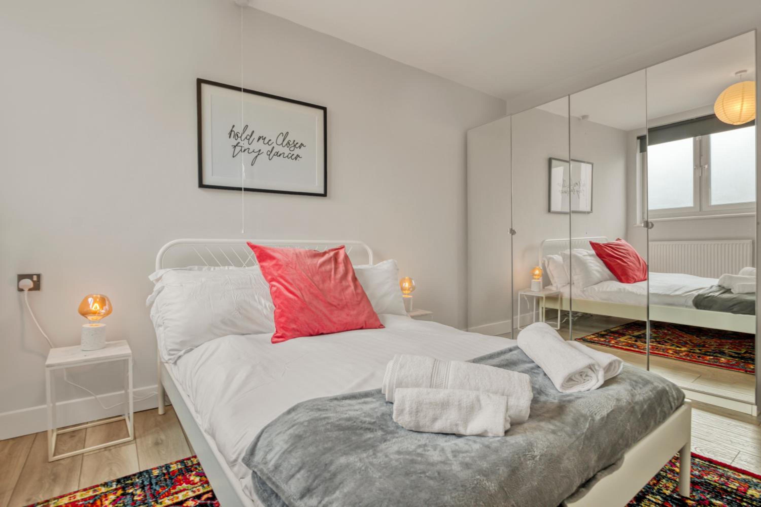 Homely 1Bed Apartment Vauxhall