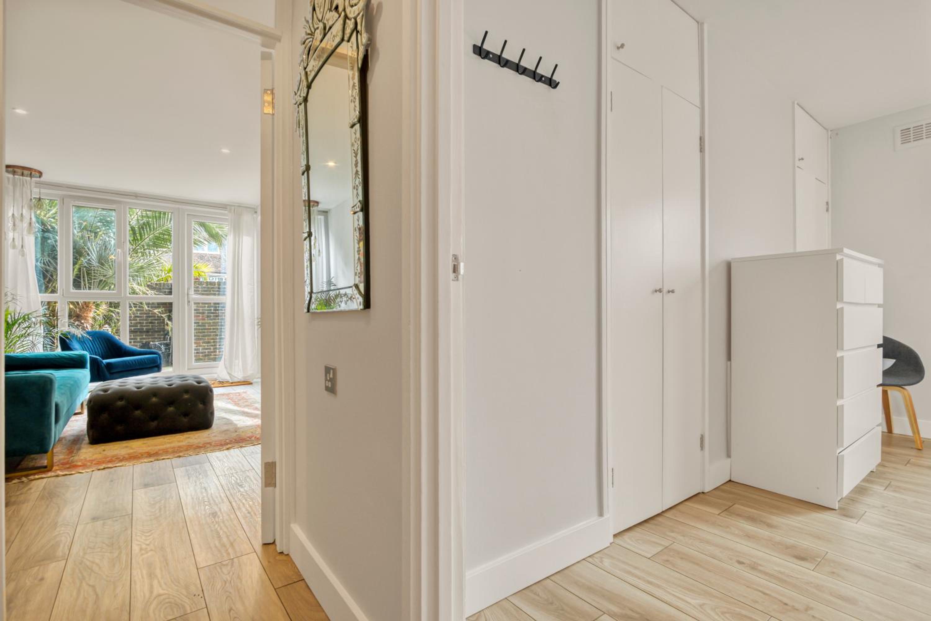 Homely 1Bed Apartment Vauxhall